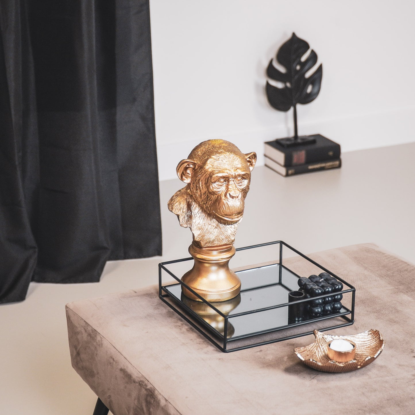 HV Monkey Head- Gold-15.5x15.5x28.5cm