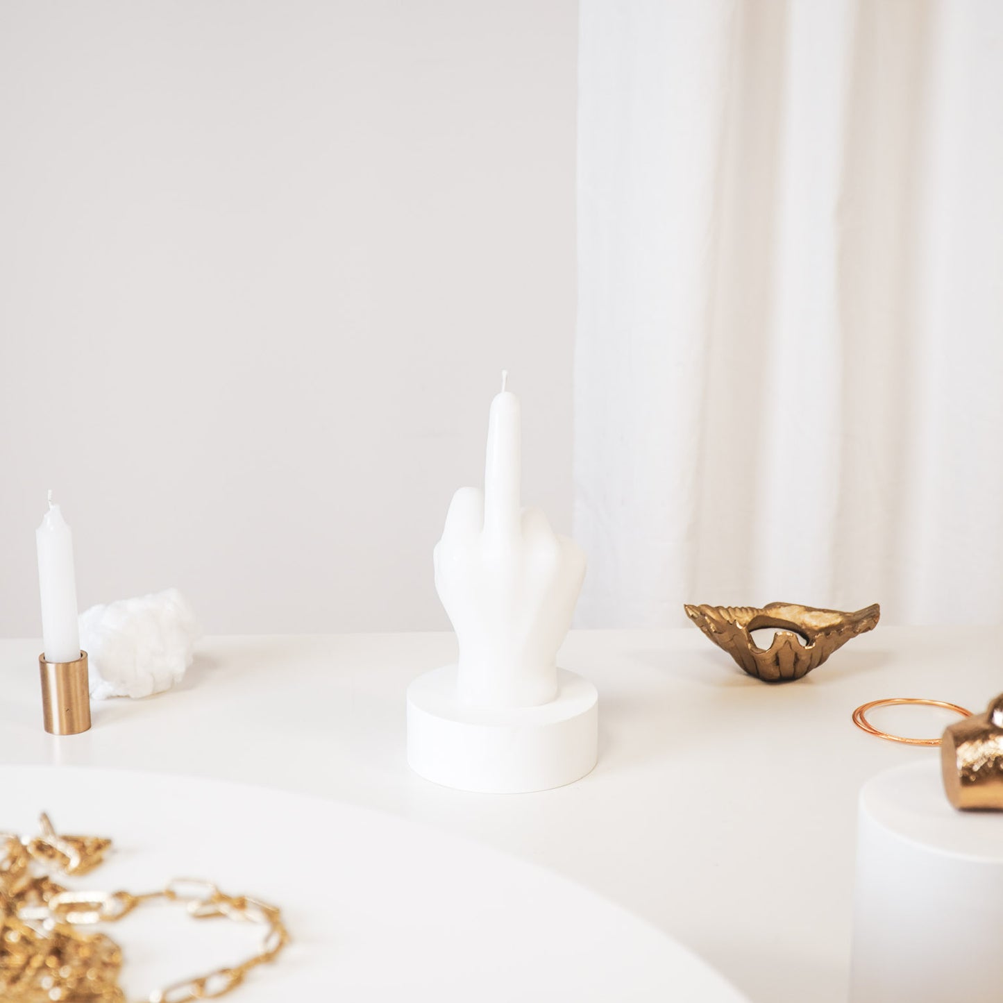 Candle -Middle Finger - Wax -White - 310 gram - 10x9x17cm