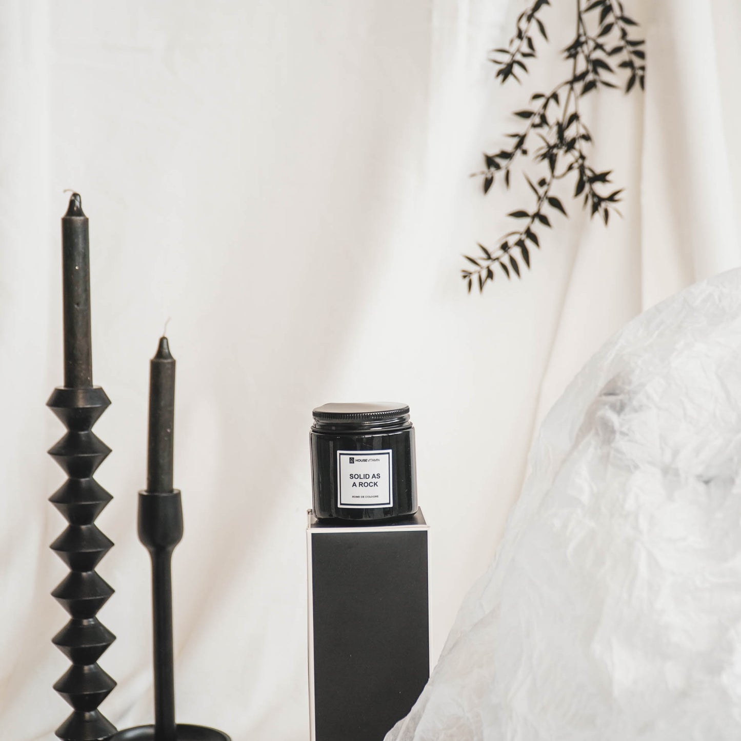 Scented Candle - Perfumed Wax - 100gr - Solid as a rock