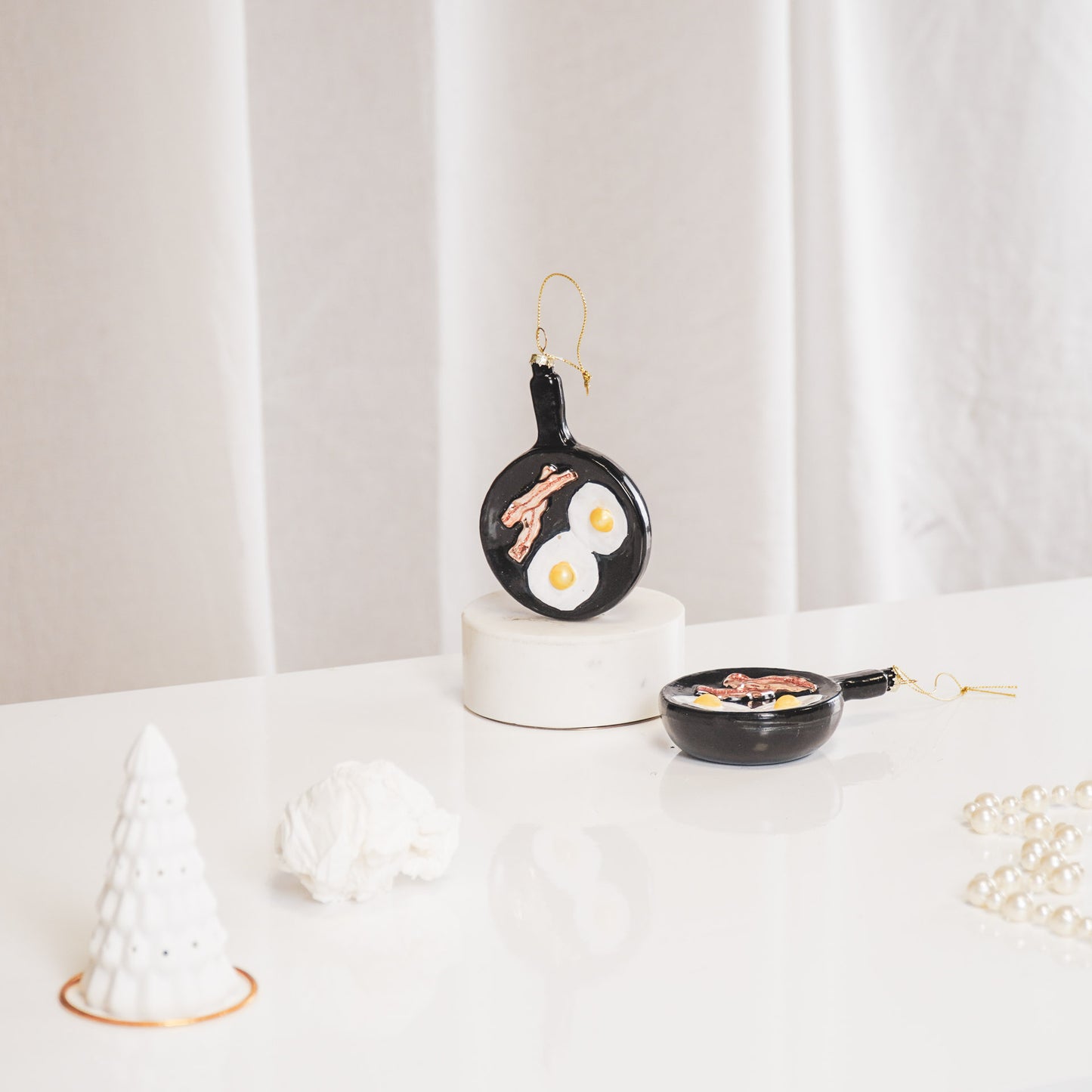 HV Fried Egg Xmas Ornament- Set of 2- Glass-8x8x12cm