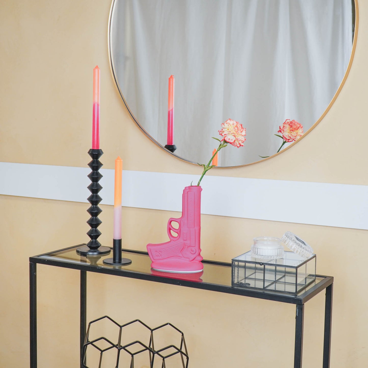 Vase - Gun - Ceramics - Neon Pink - 15x9x23cm