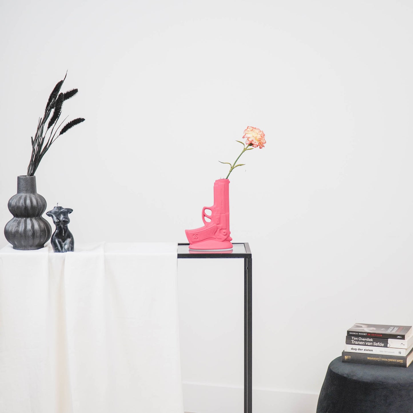 Vase - Gun - Ceramics - Neon Pink - 15x9x23cm