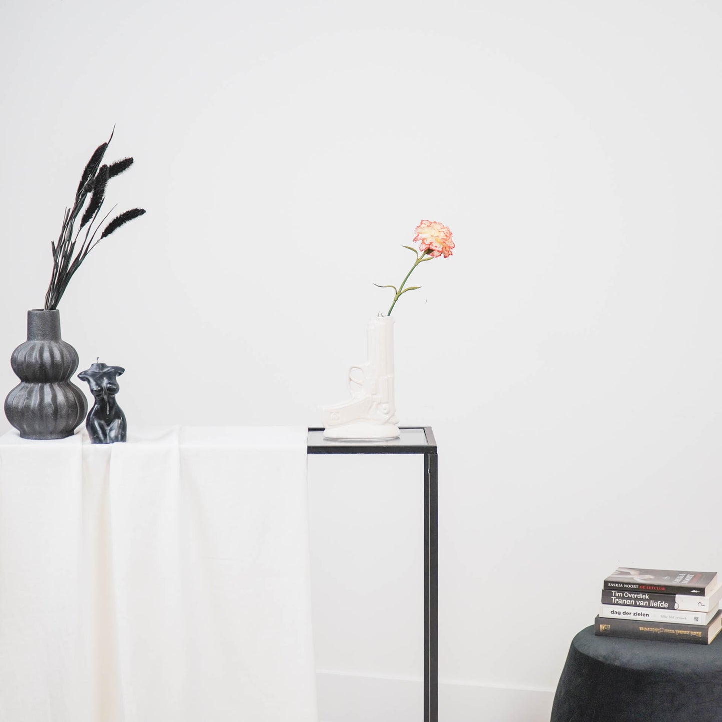 Vase - Gun - Ceramics - White - 15x9x23cm