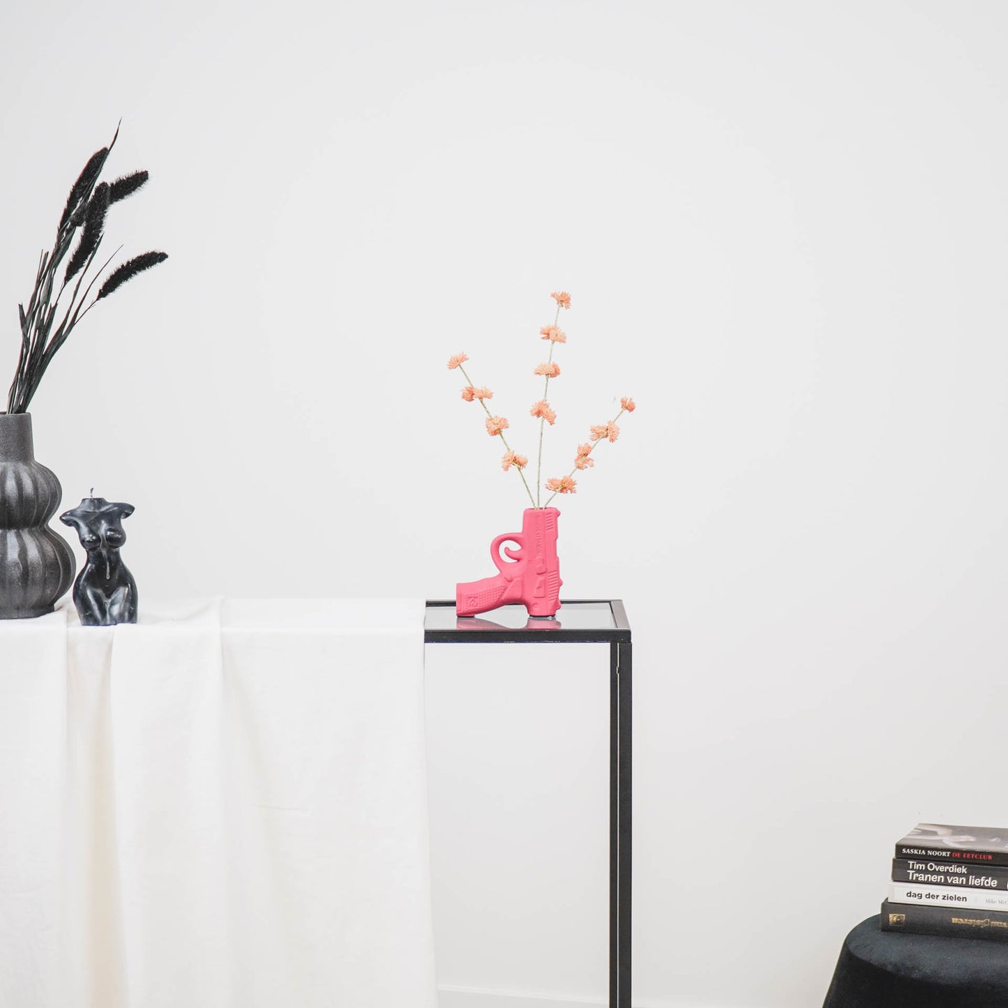 Vase - Gun - Ceramics - Neon Pink - 12x5x12cm