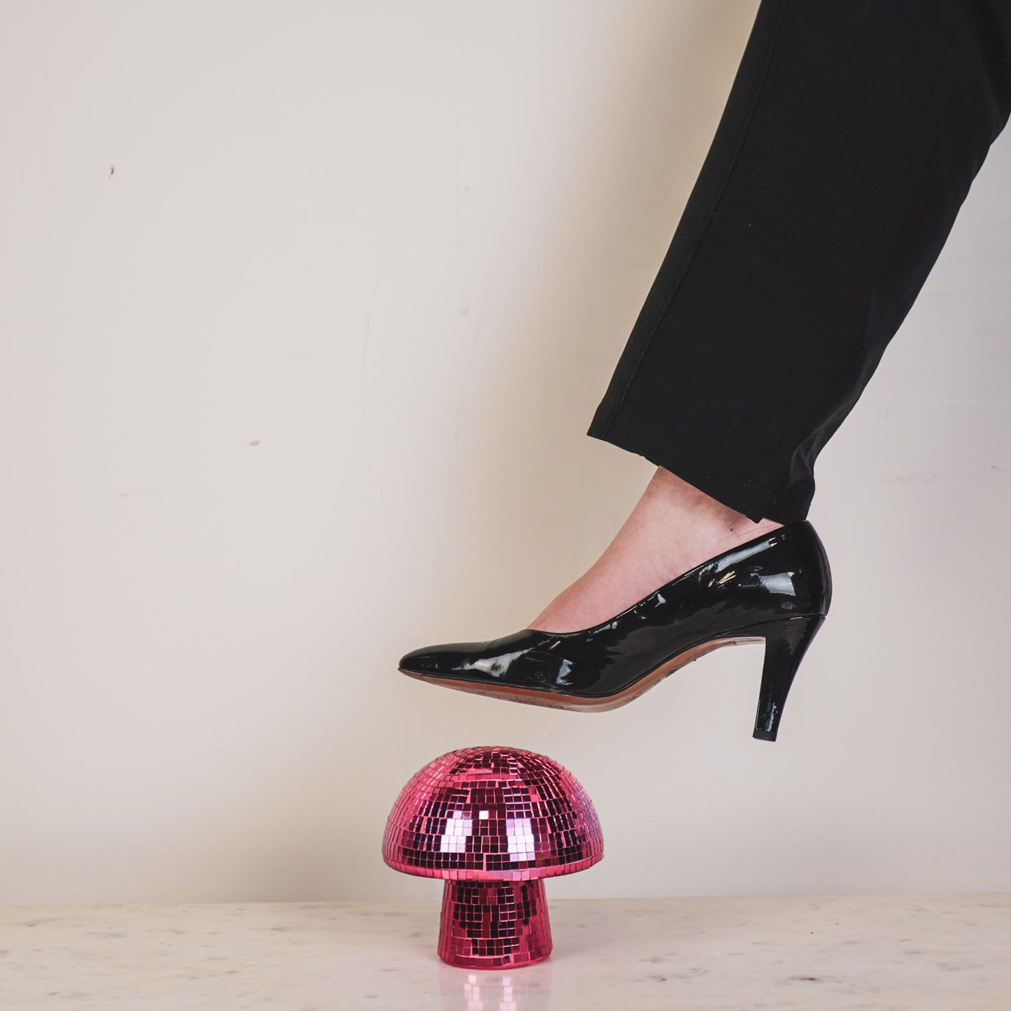 Ornament - Disco -Mushroom - Glass - Pink- 14x14x14cm