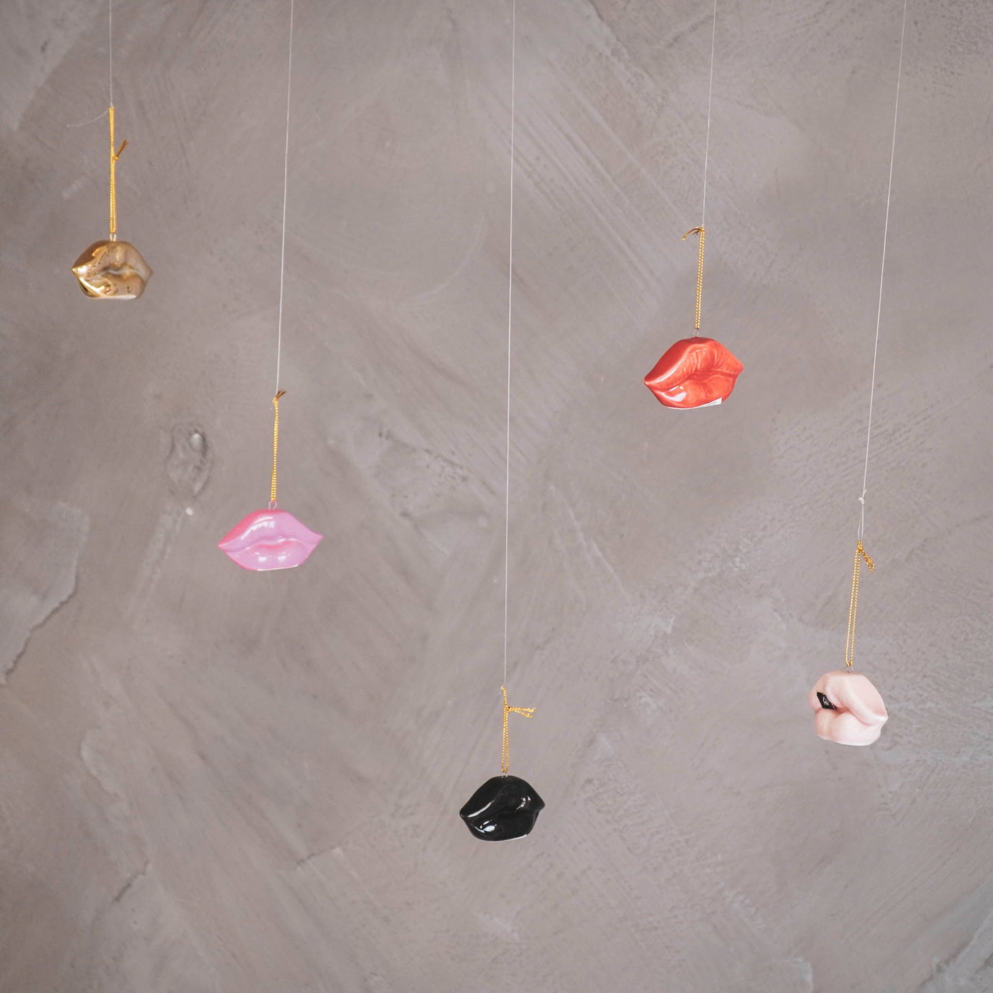 Xmas hanger - Lip - Ceramics - Gold - 6,5x2x4cm