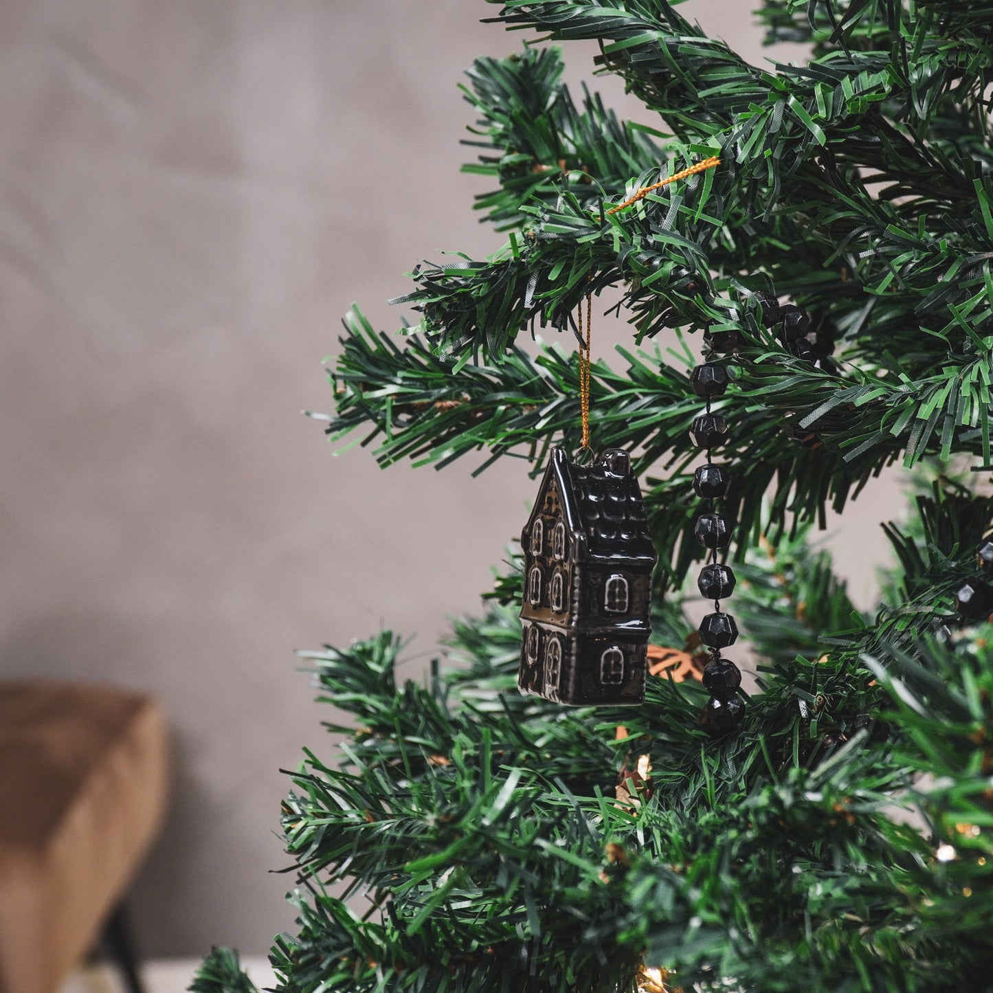 Xmas Hanger - House - Ceramics - Black - 3,5x2x6,5cm
