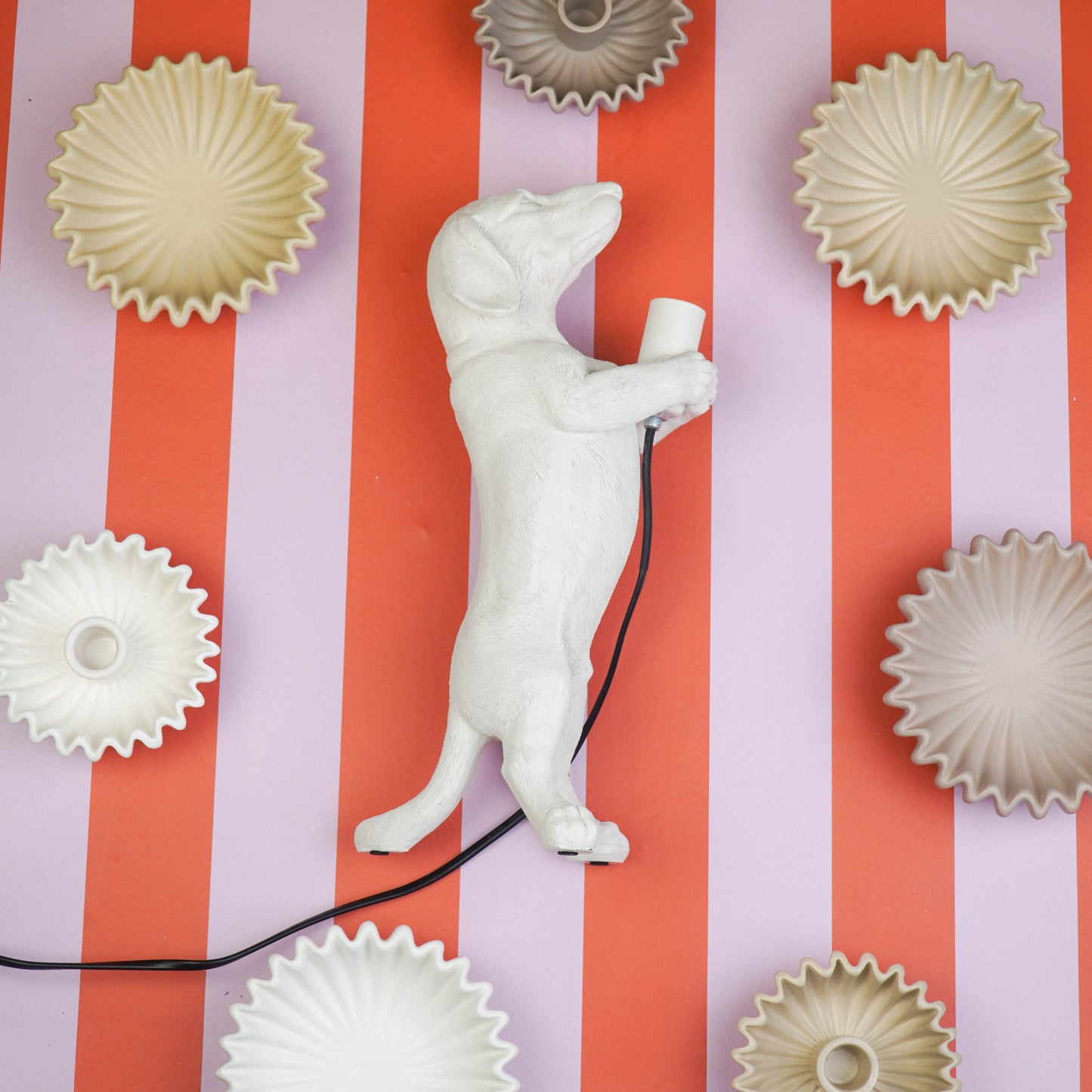 Table Lamp - Dachshund Lamp - Polyresin - Cream White - E14 - 10x15x38cm