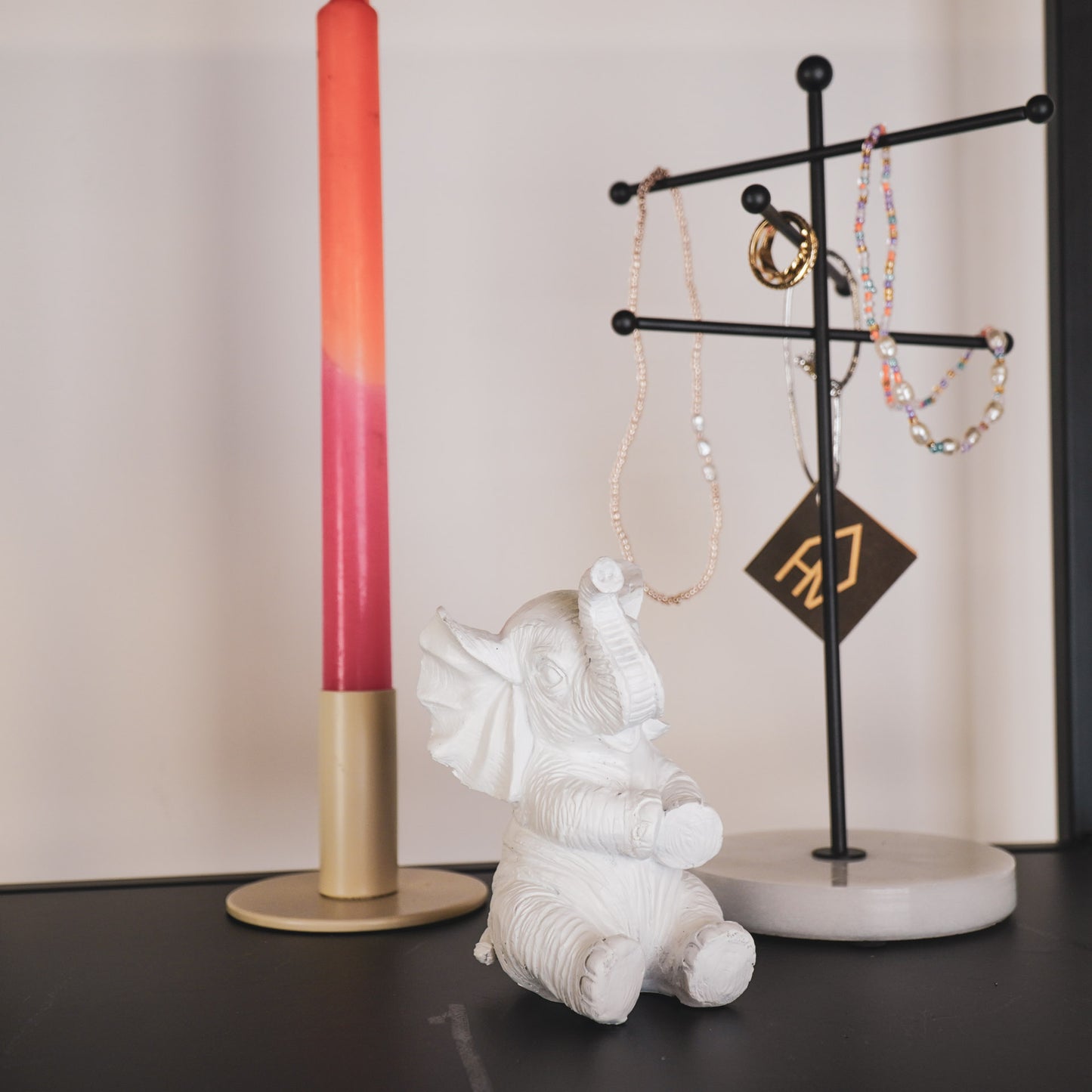 Ornament - Elephant - Polyresin - White - 7x7x11cm