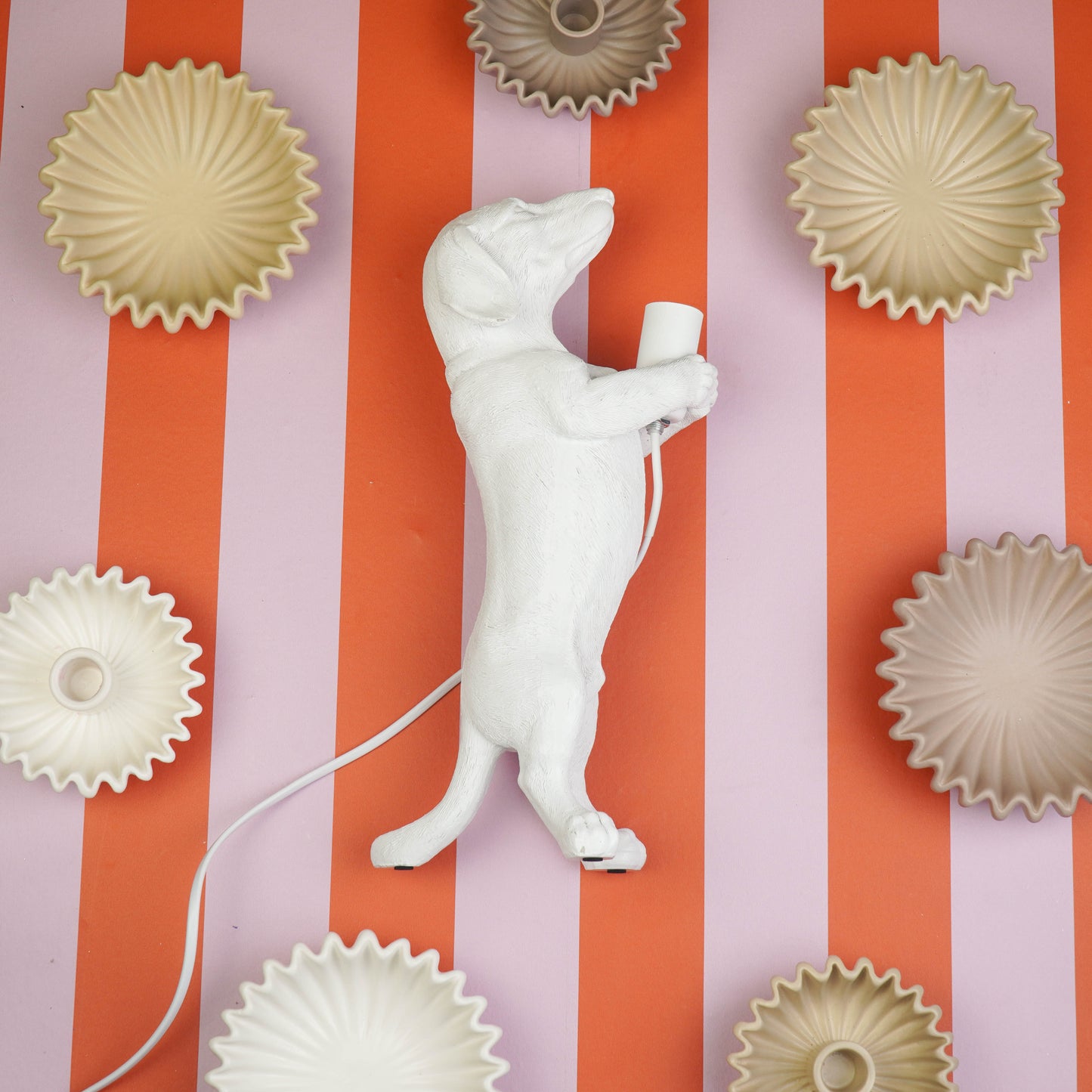 Table Lamp - Dachshund Lamp - Polyresin - White - E14 - 10x15x38cm