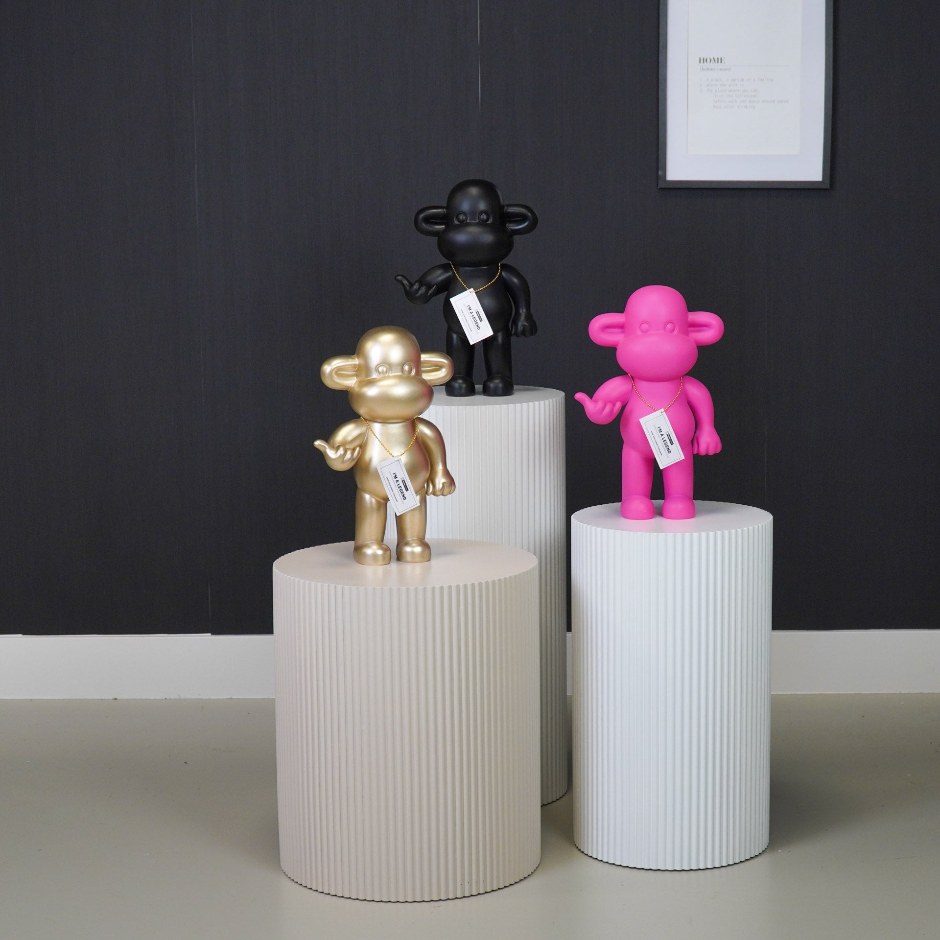 Ornament - Monkey Figurine 'The Legend'- Polyresin - Gold - 20,5x13,5x35cm