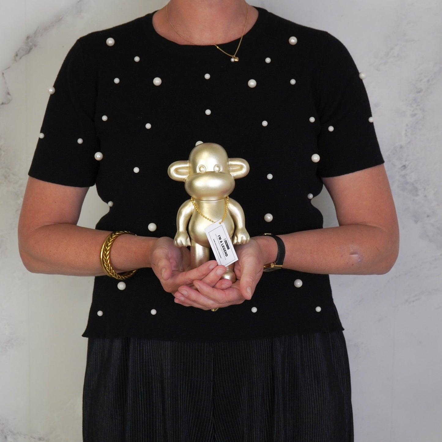Ornament - Monkey Figurine 'The Legend'- Polyresin - Gold - 11x7x19cm