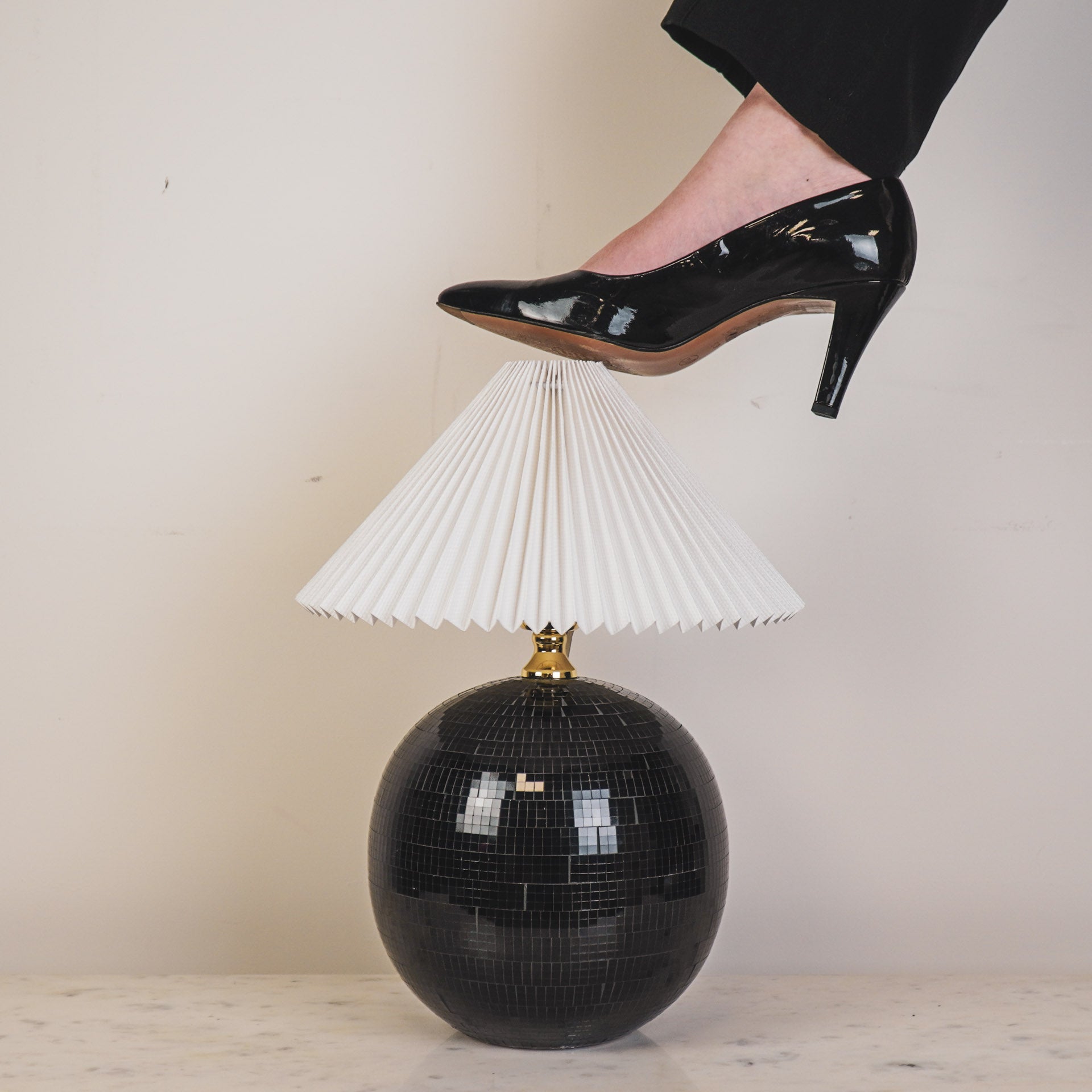 Lamp - Disco ball -Glass - Black - 20x20x20cm