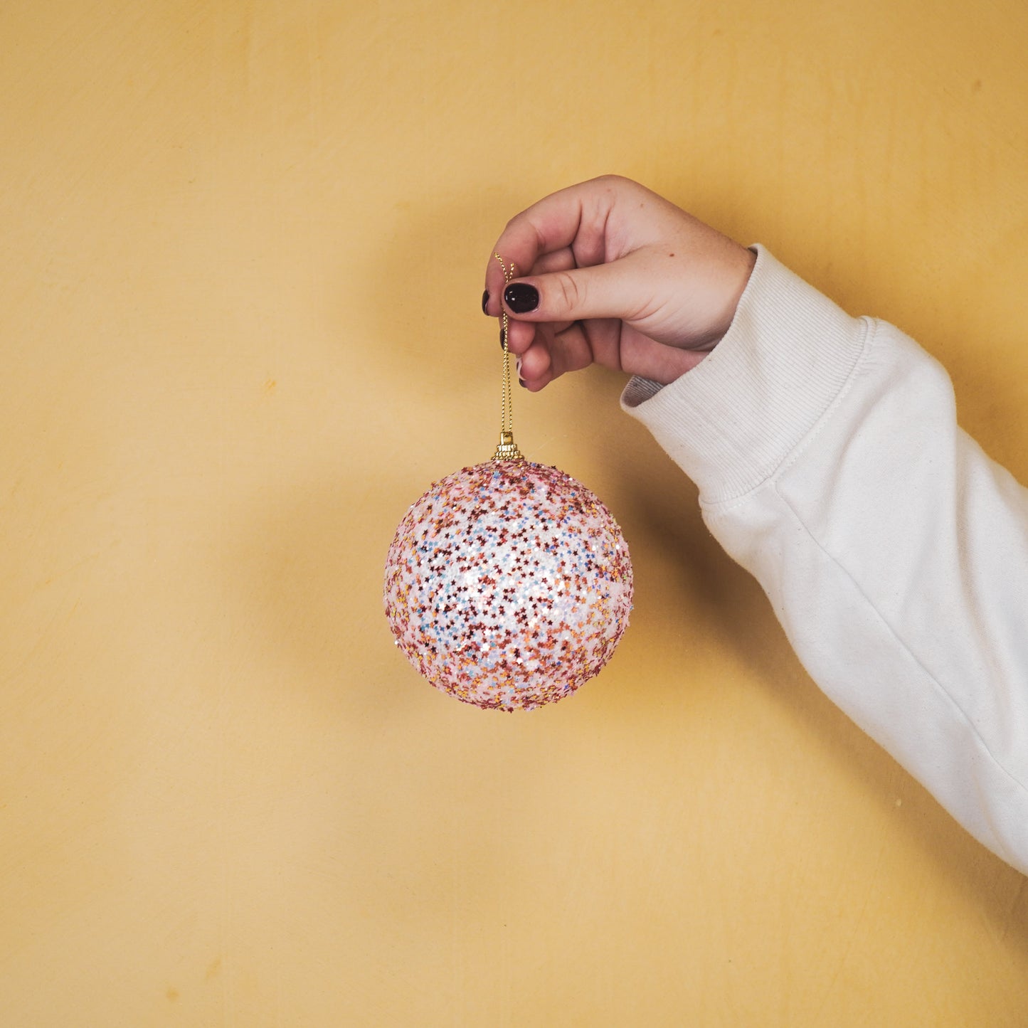 Xmas Hangers- Xmas Balls- Foam- Pink Glitter -S3- 10cm