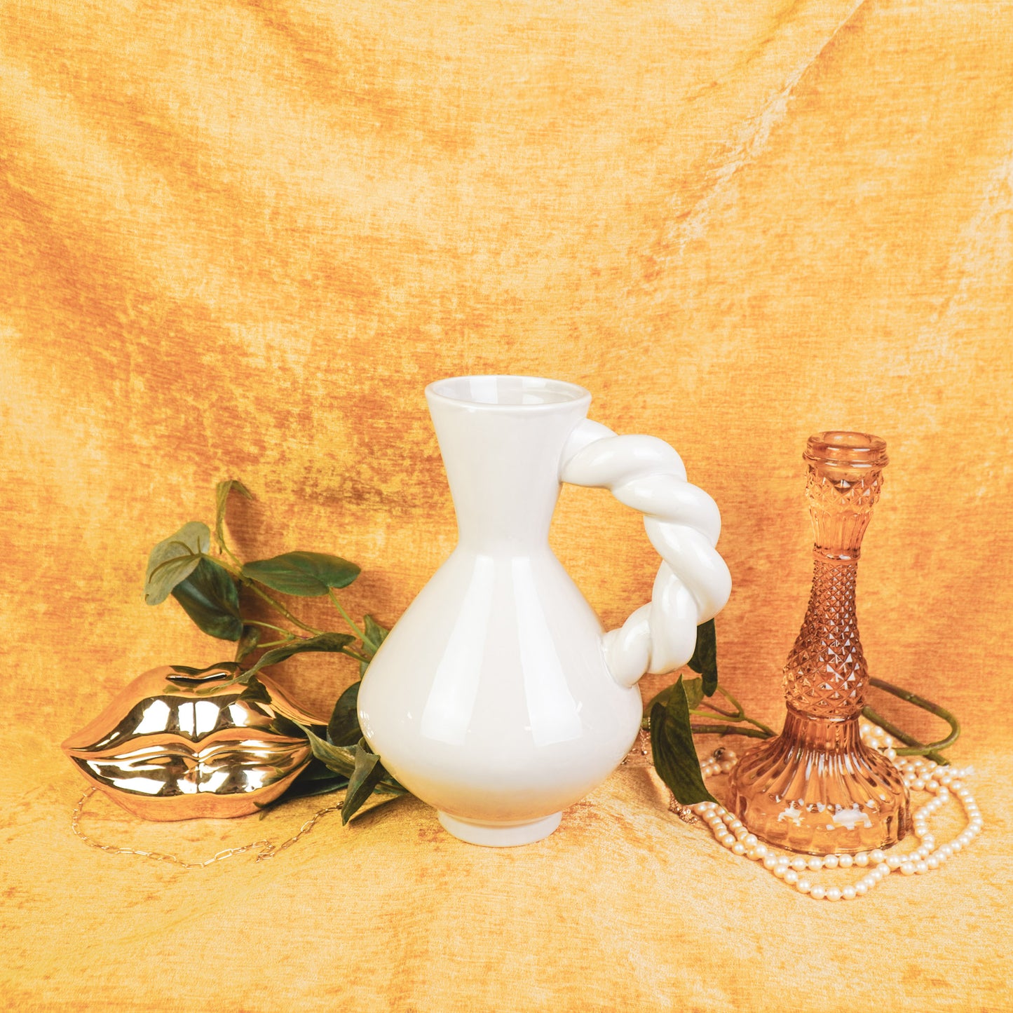Vase - Twisted Handle - Dolomite - Sand - 17.5x13.5x22cm