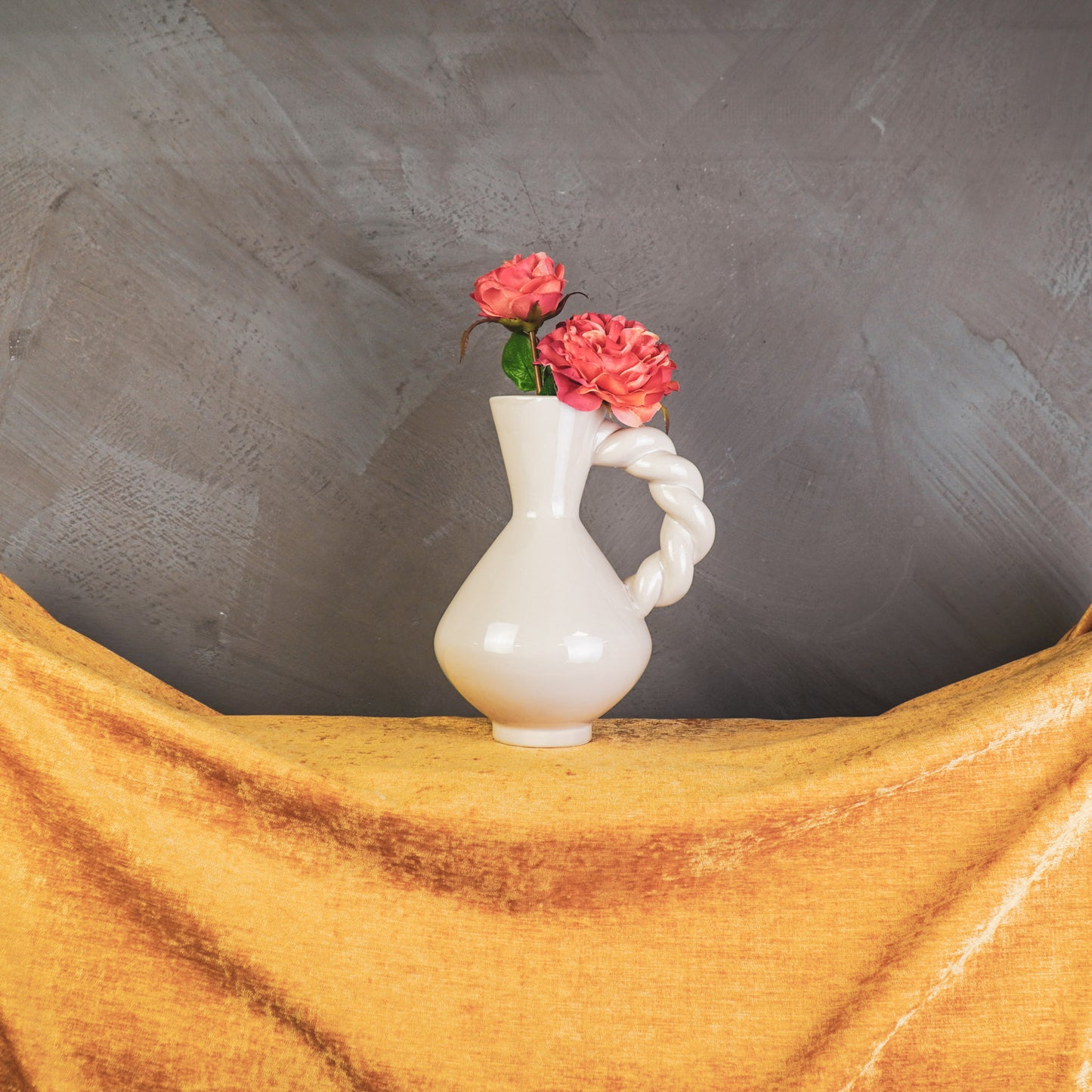 Vase - Twisted Handle - Dolomite - Sand - 17.5x13.5x22cm