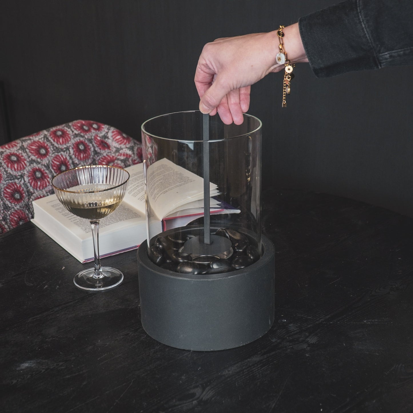 Table Burner - Round - Metal/Glass - Black - 18x18x26,5cm
