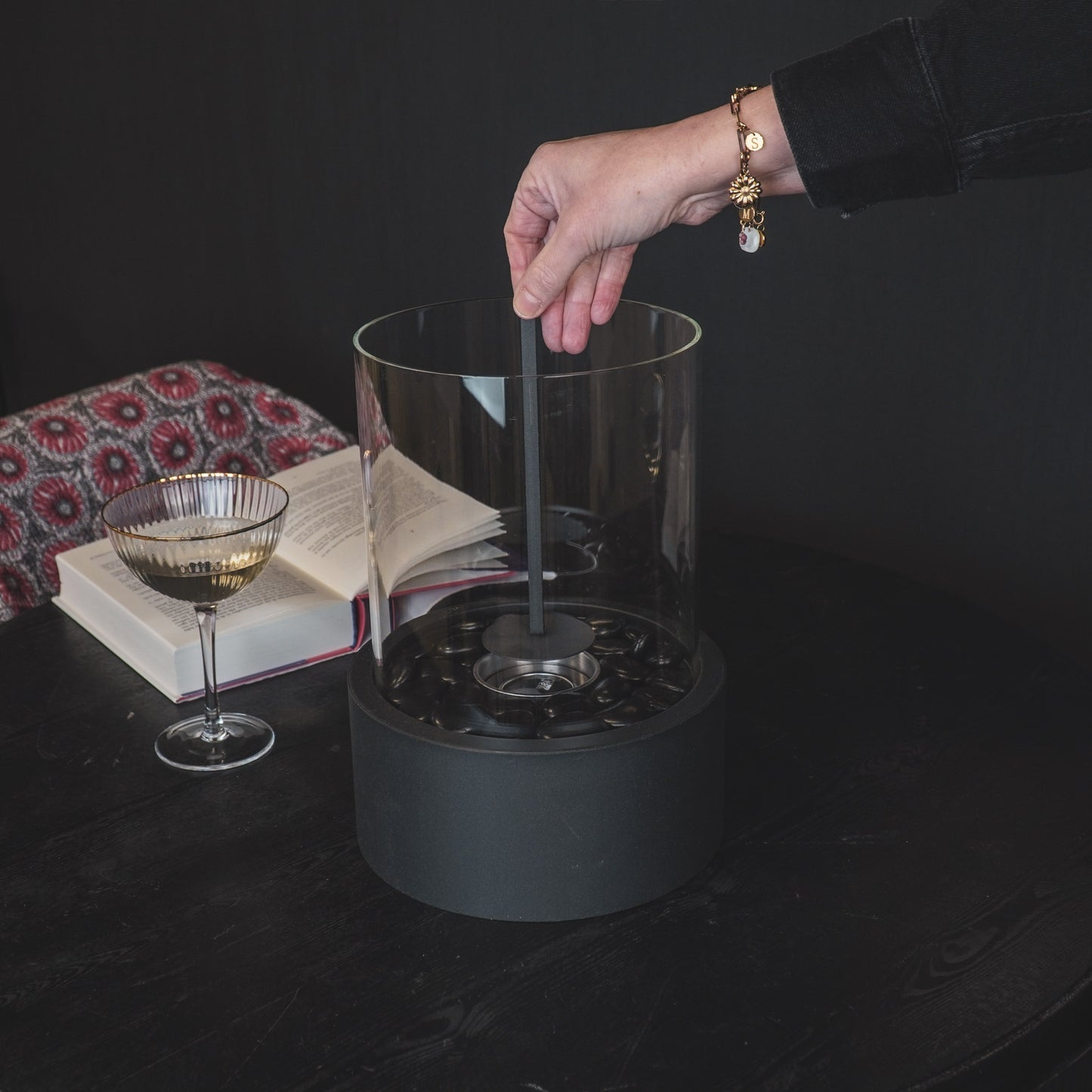 Table Burner - Round - Metal/Glass - Black - 21x21x28 cm