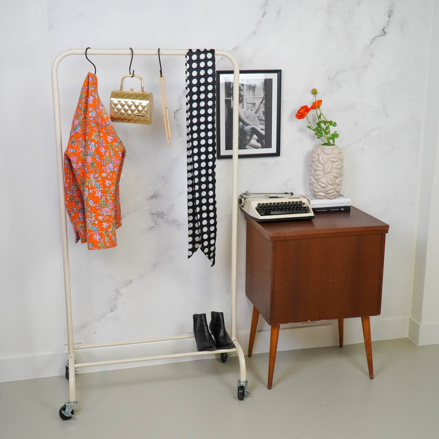 Clothes rack - Wheels - Sand - 80x40x155cm