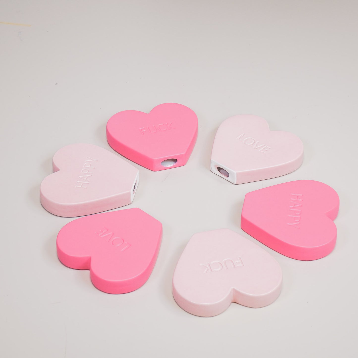 Ornament- Candy Heart 'FUCK'- Neon Pink- 20x4x18,5cm