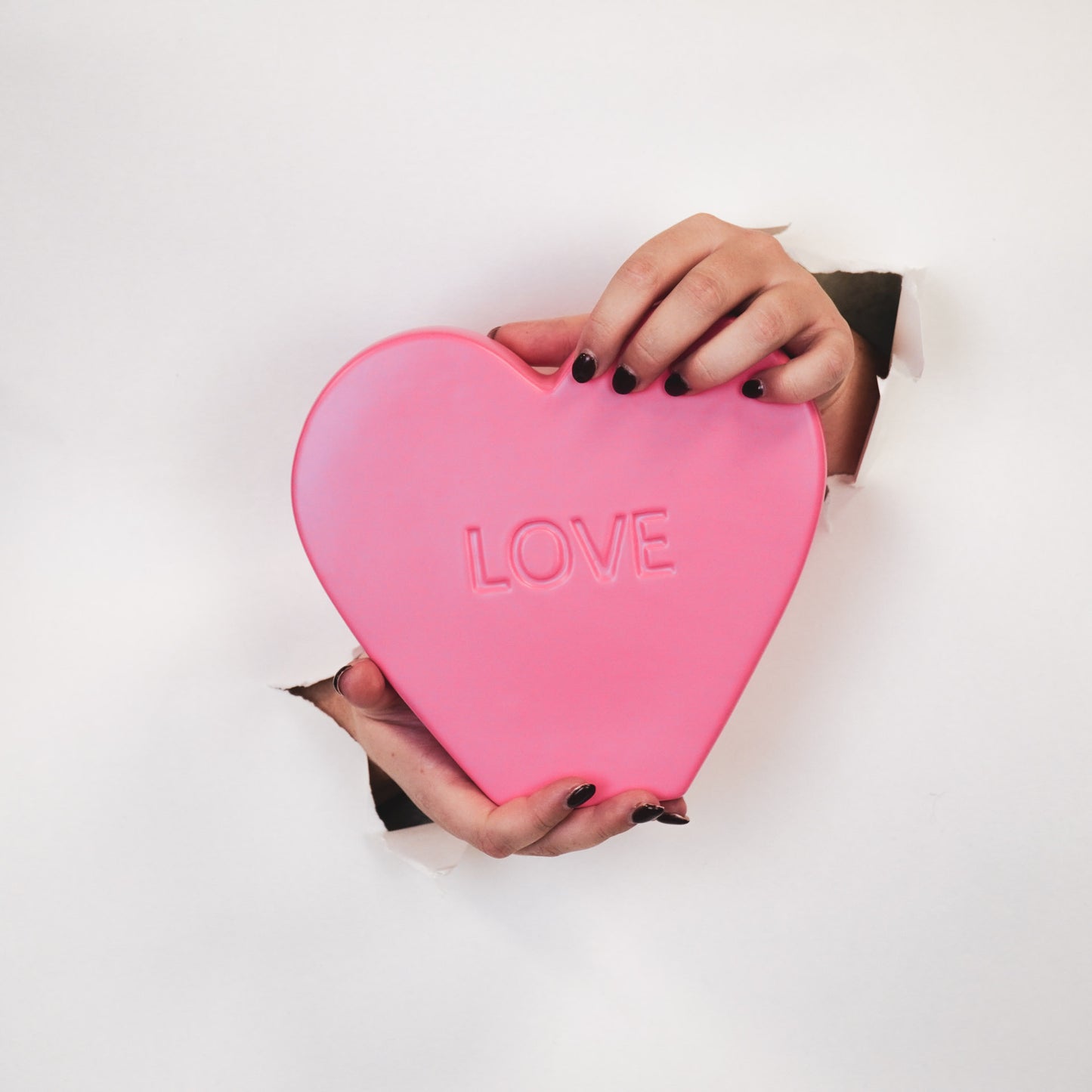 Ornament- Candy Heart 'LOVE'- Neon Pink- 20x4x18,5cm