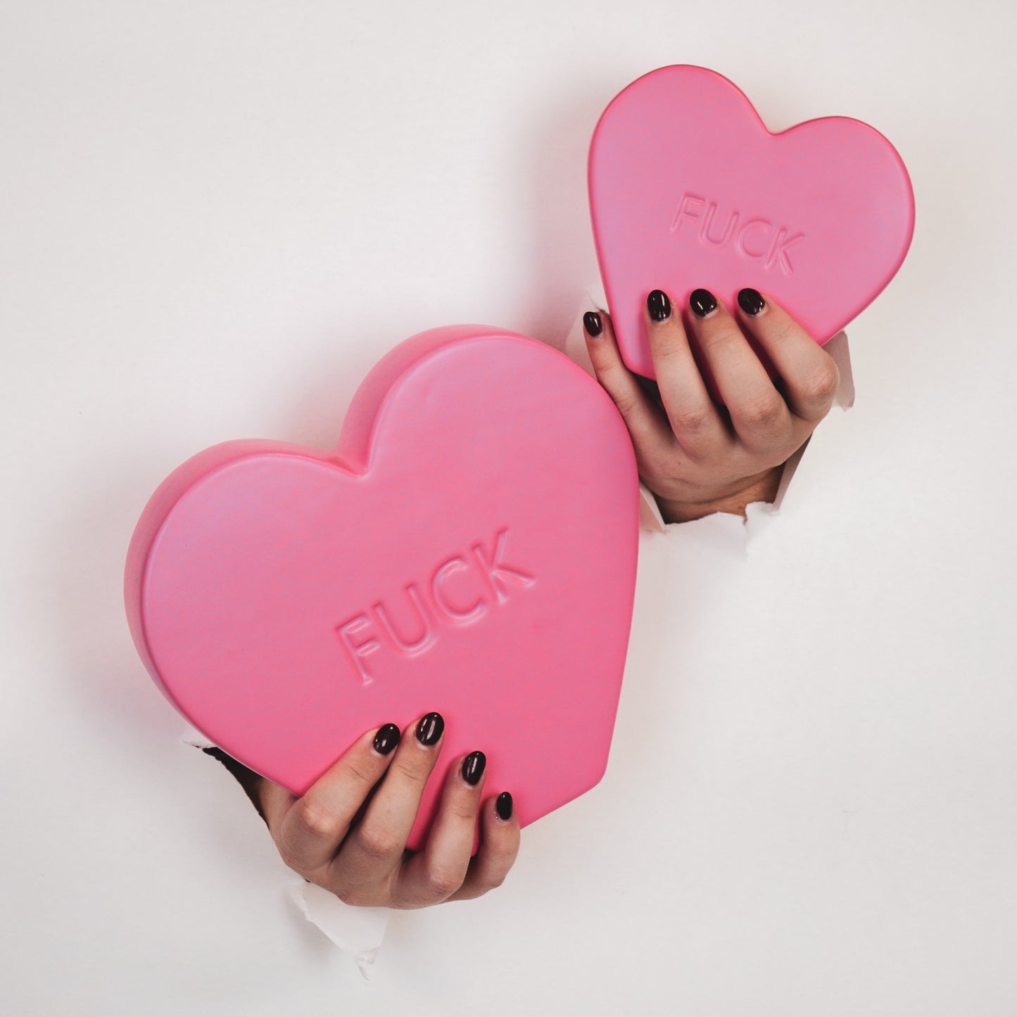 Ornament- Candy Heart 'FUCK'- Neon Pink- 13x4x11,5cm