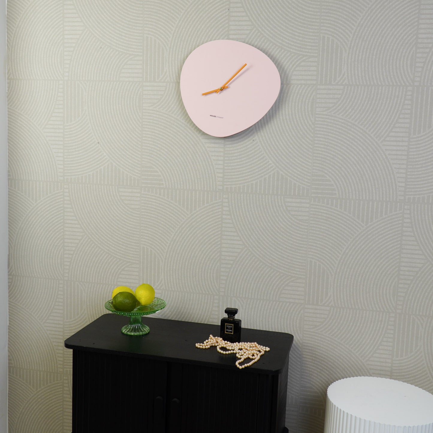 Clock - Wall Clock Organic- Pink/ Orange- 30x30x0,5 cm