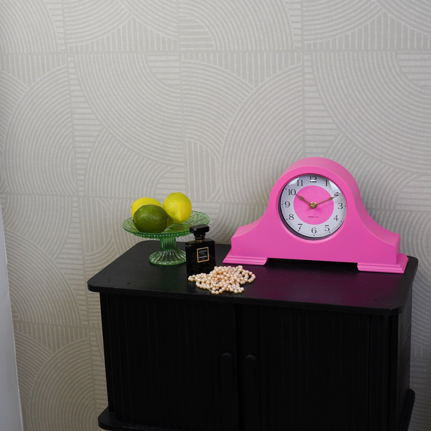 Clock - Mantel Clock- Neon Pink - 36x8,5x20 cm