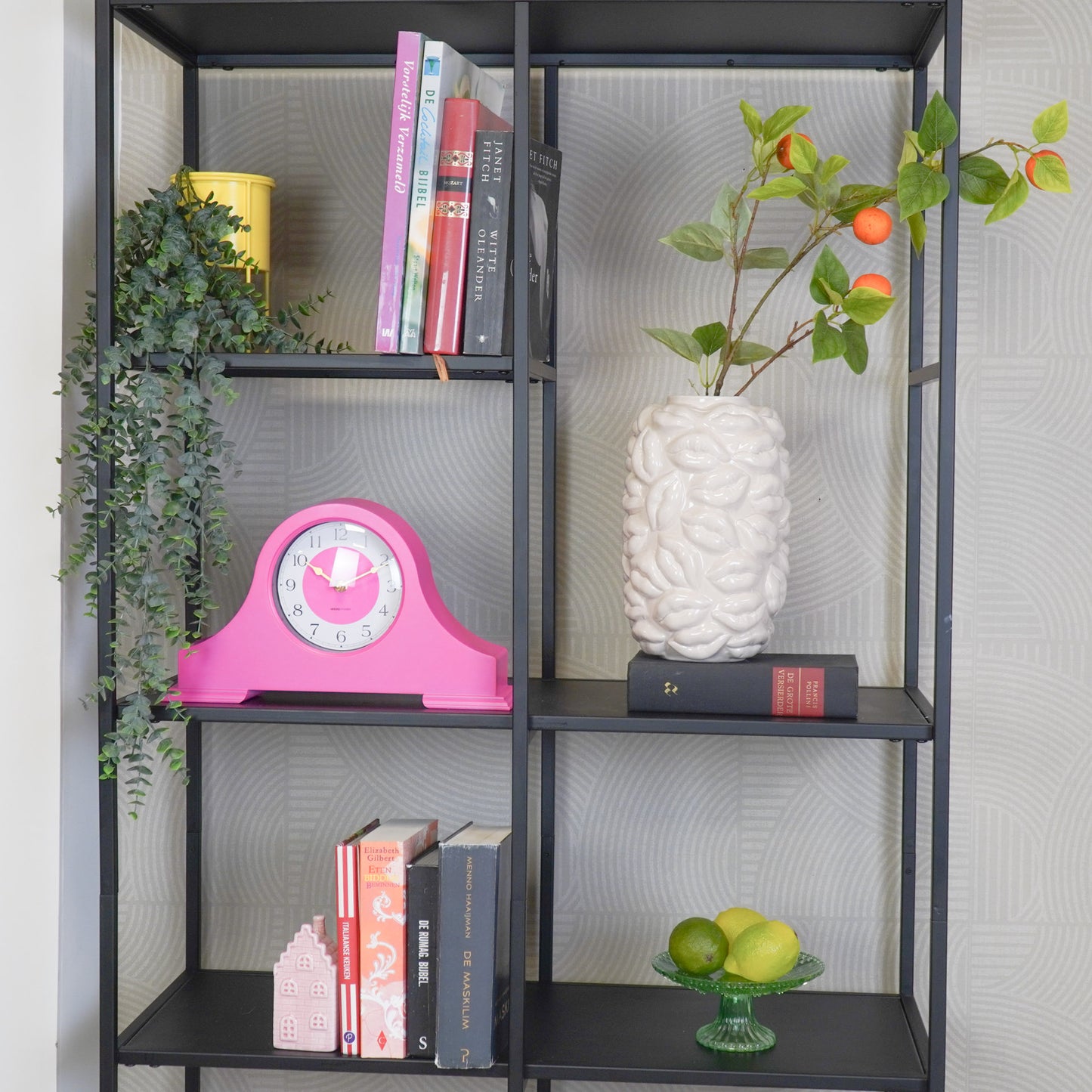 Clock - Mantel Clock- Neon Pink - 36x8,5x20 cm