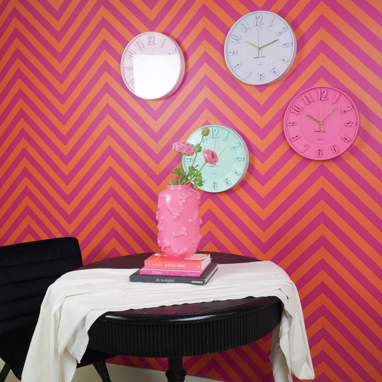 Clock- Wall Clock Numbers- Neon Pink -30x30x4cm