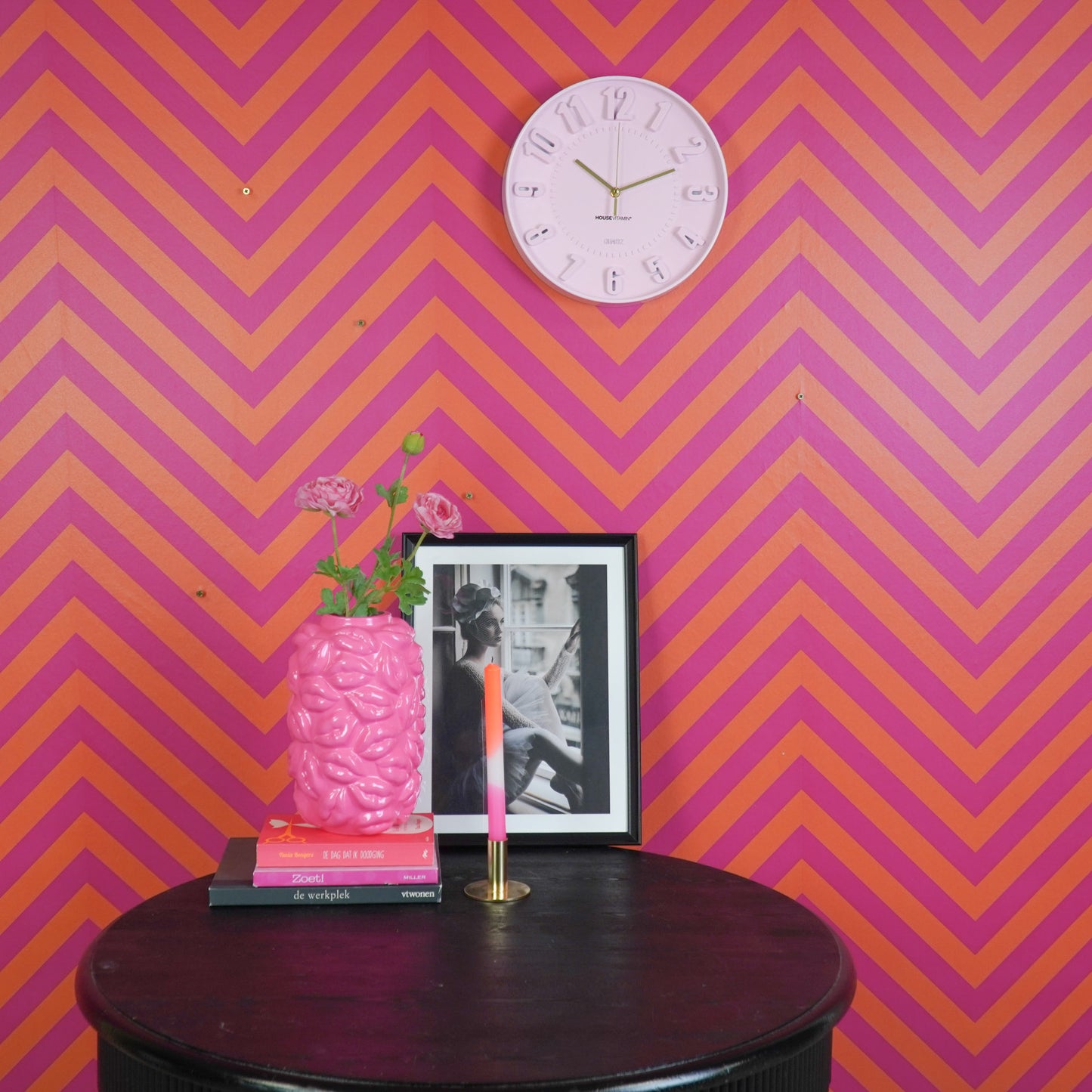 Clock- Wall Clock Numbers- Light Pink -30x30x4cm