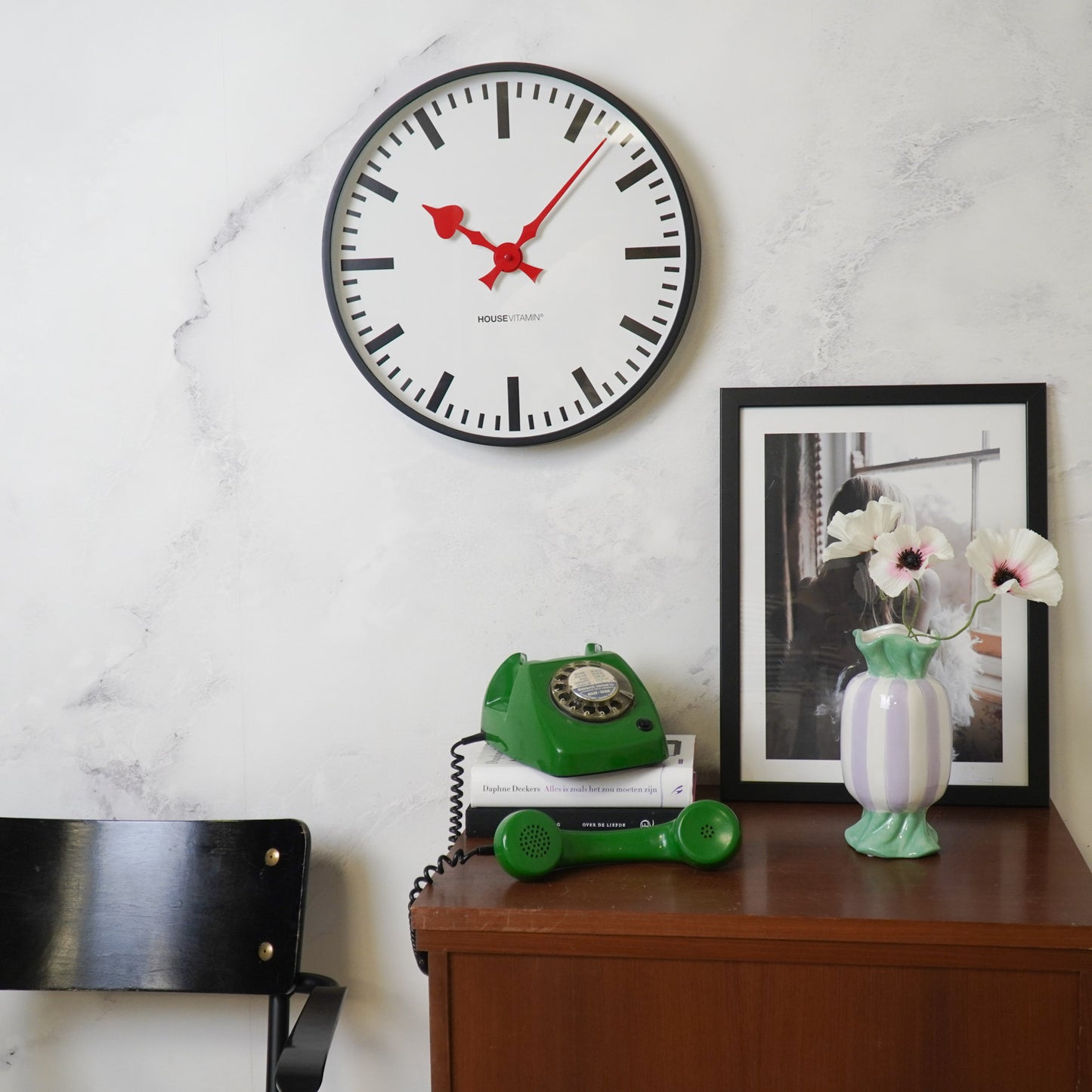 Clock- Wall Clock Station - White/ Black- 40x40x4cm