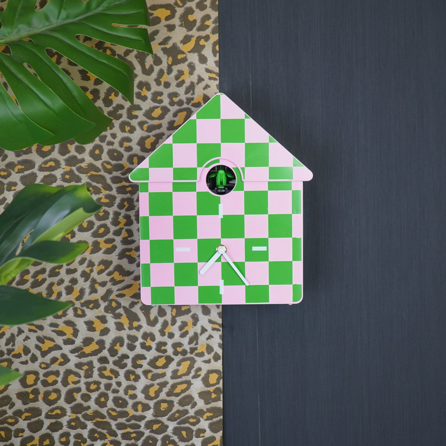 Clock- Wall Clock Cuckoo- Pattern- Green/Pink- 24x27x9cm