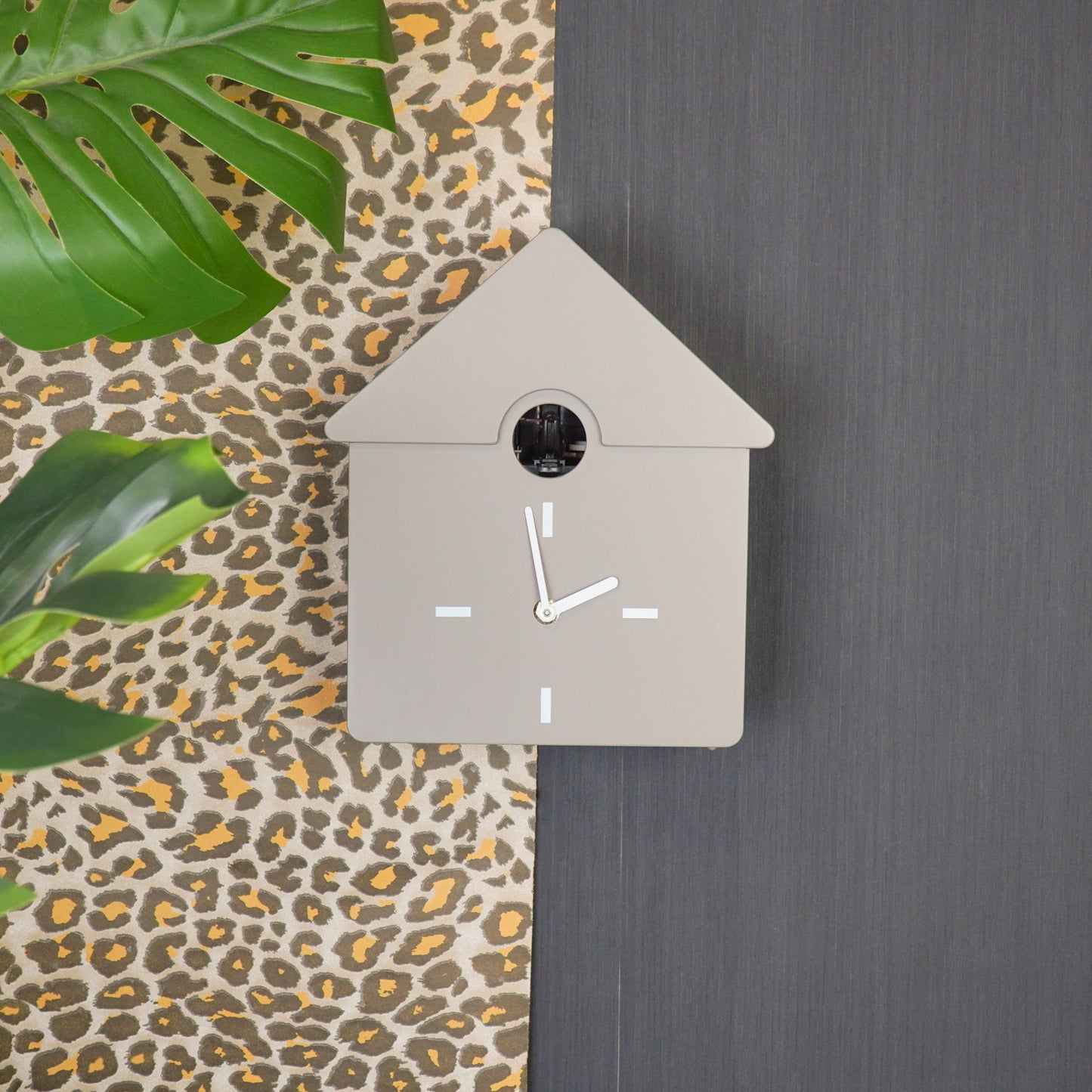 Clock- Wall Clock Cuckoo- Taupe- 24x27x9cm