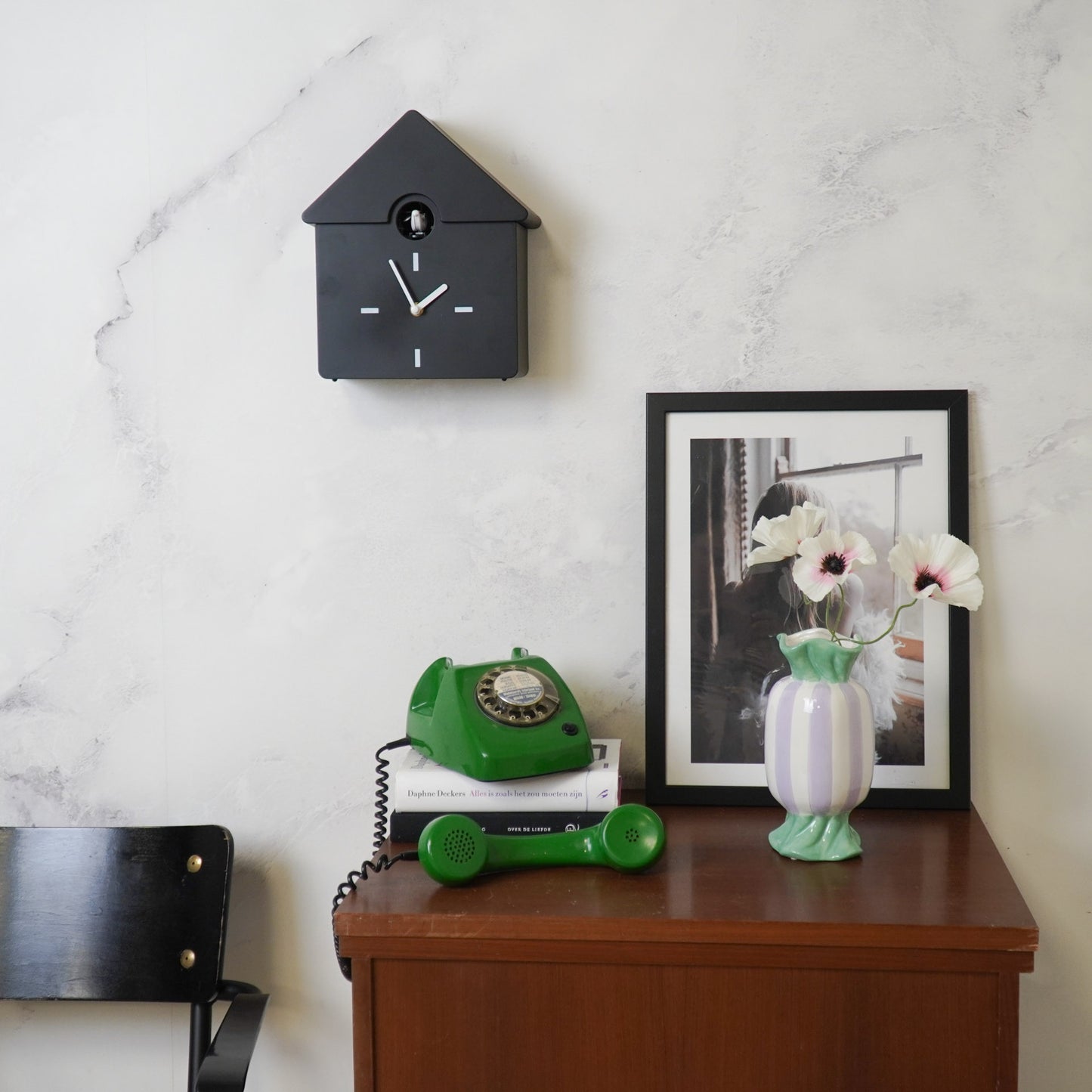 Clock- Wall Clock Cuckoo- Black - 24x27x9cm