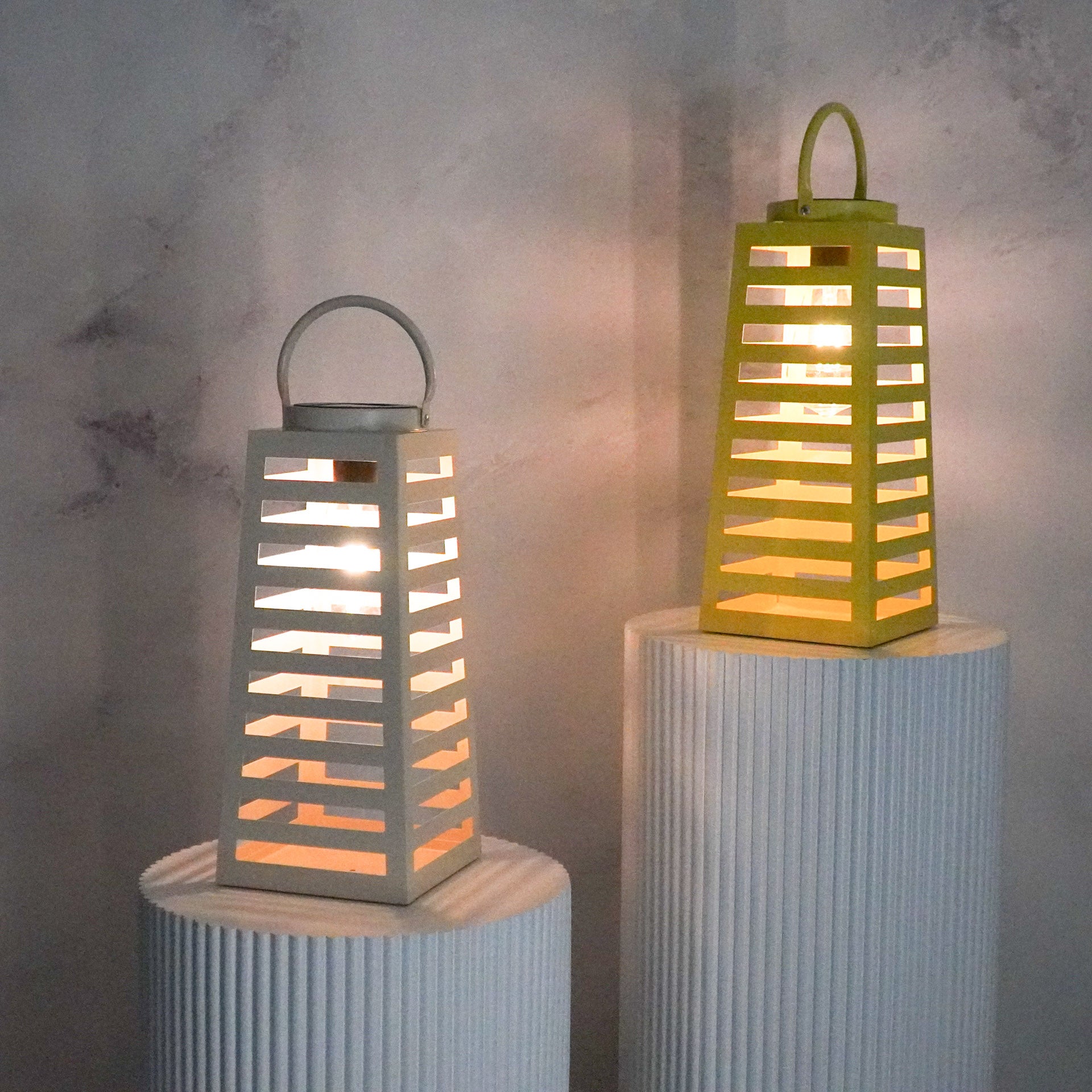 Lamp- Lantern - Solar - Metal - Yellow - 14x32,5cm