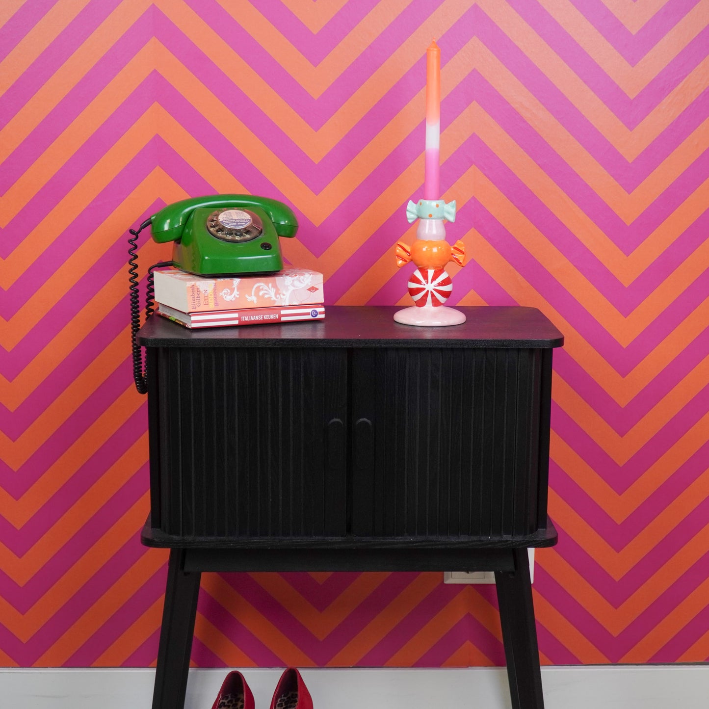 Candle holder - Stapled Toffee Candy - Dolomite - Red Swirl Multi Colour - 11x11x18cm