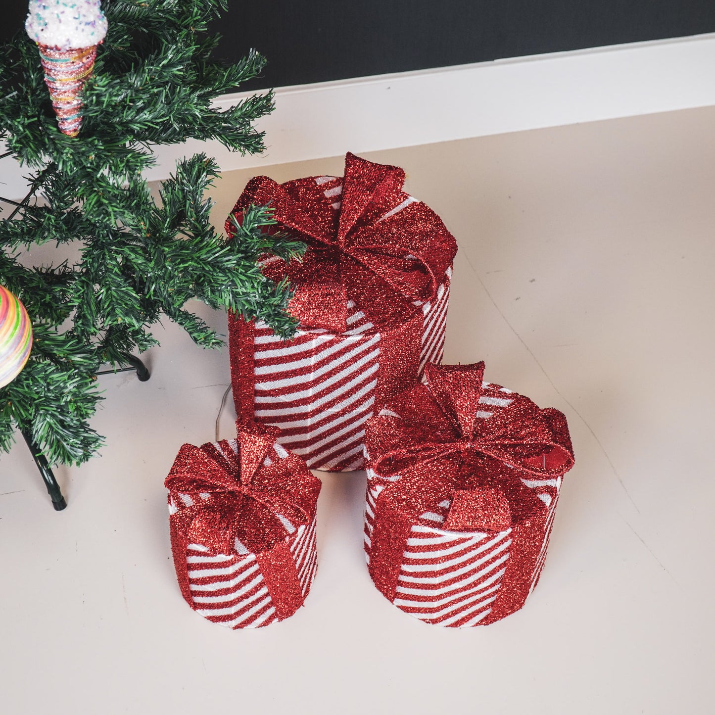Led Xmas Gift - S3 - Polysterene - Red/ White-15/20/25cm