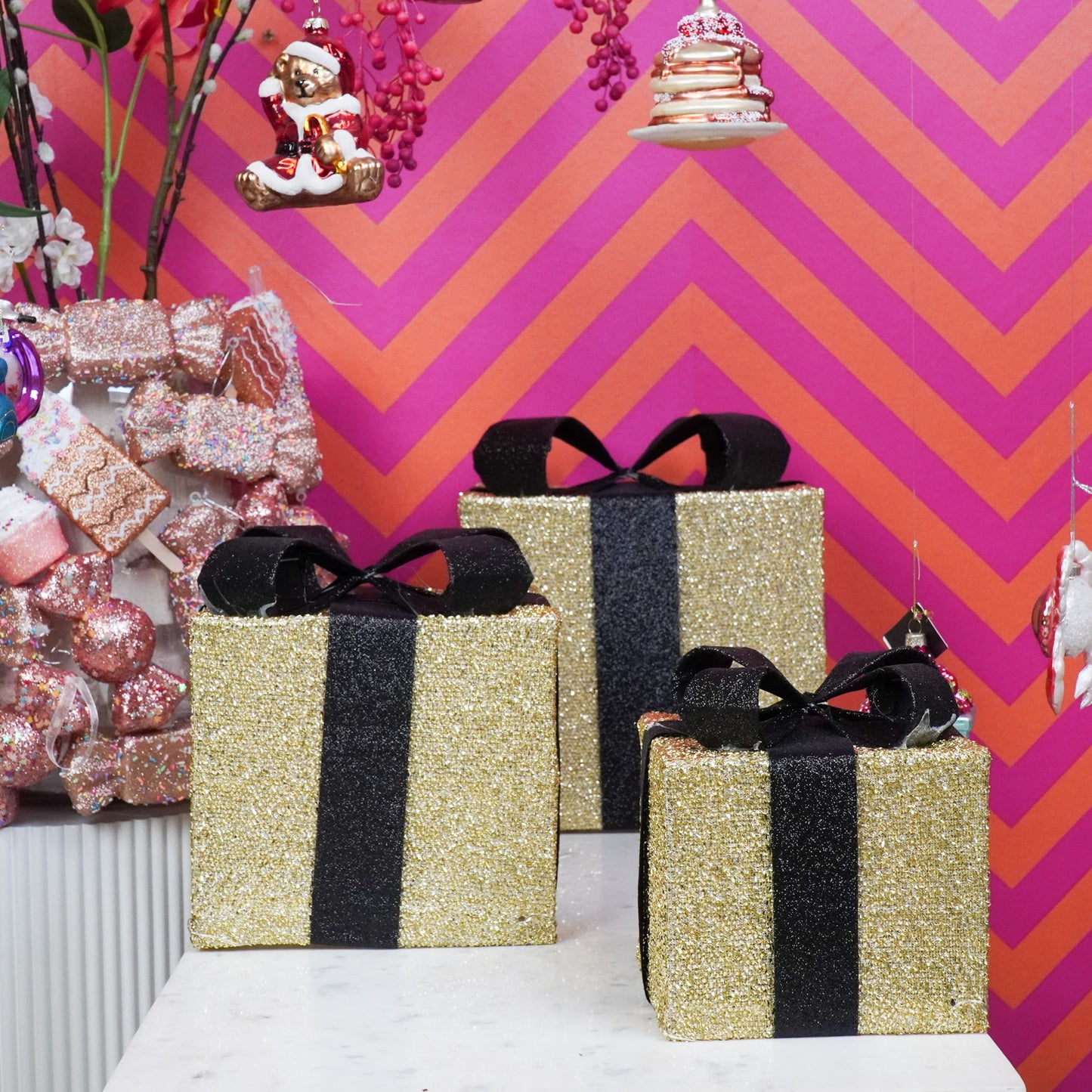 Led Xmas Gift - S3 - Polysterene - Gold/Black -15/20/25cm