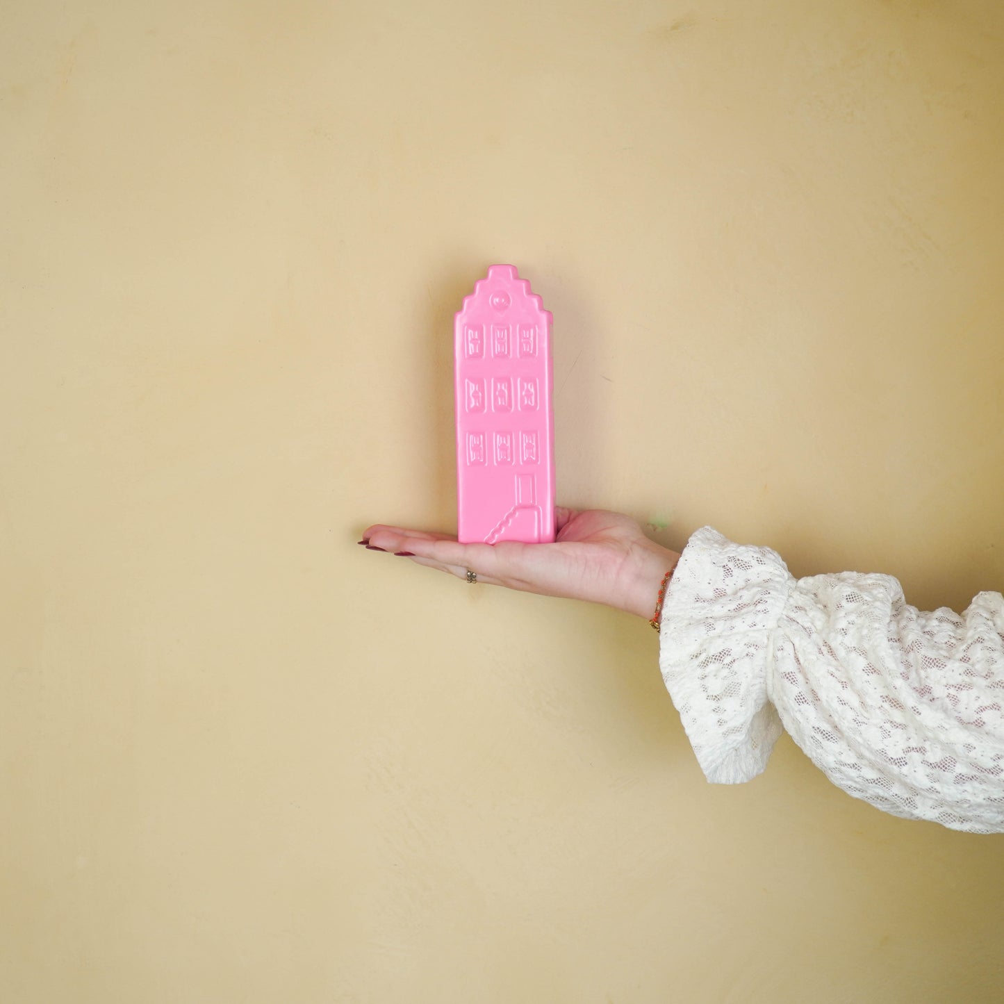 Flower Vase - House Vase - Ceramic - Neon Pink -6x5,5x18 cm
