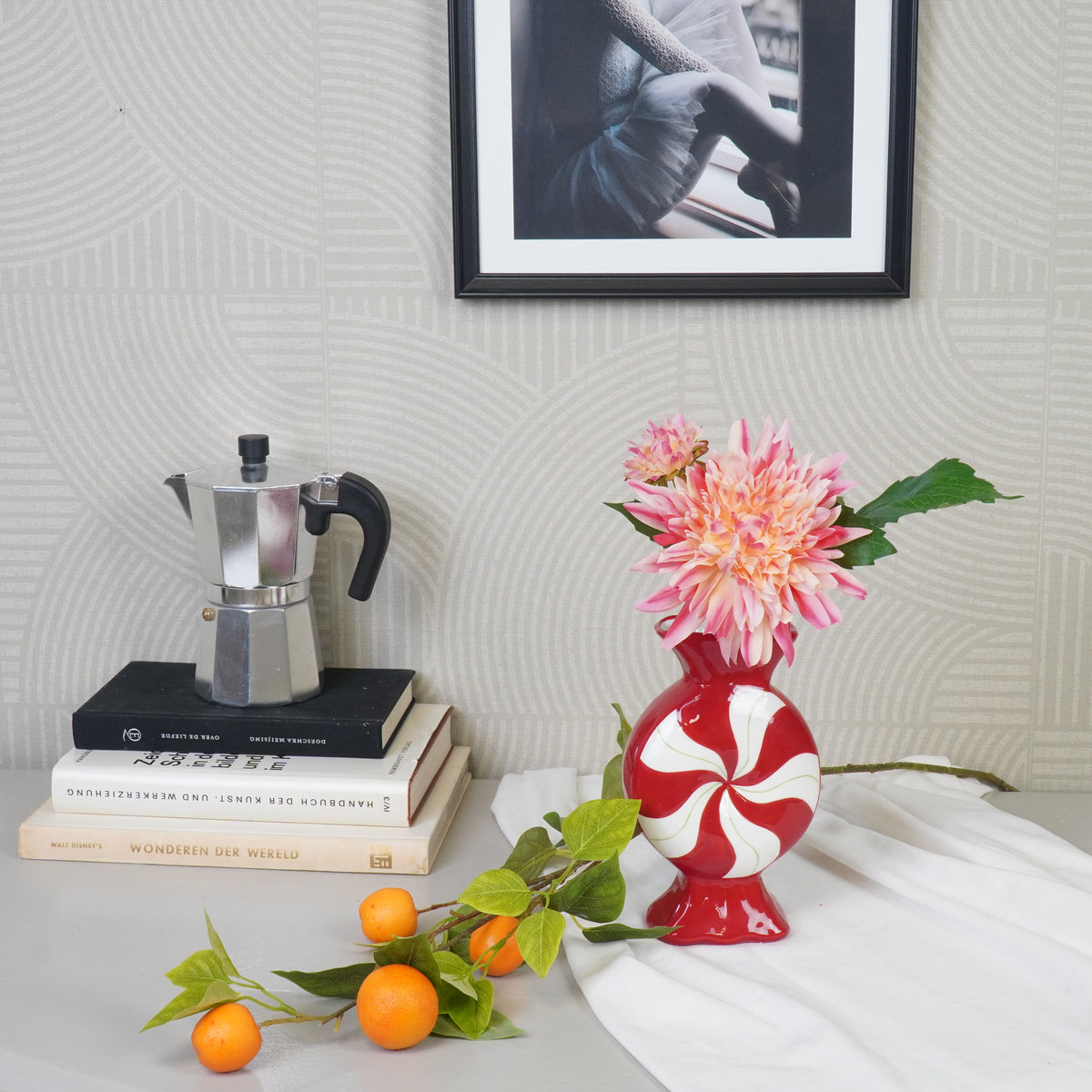 Flower Vase- Toffee Candy- -Ceramic-Red/ White- 12x6,5x20cm