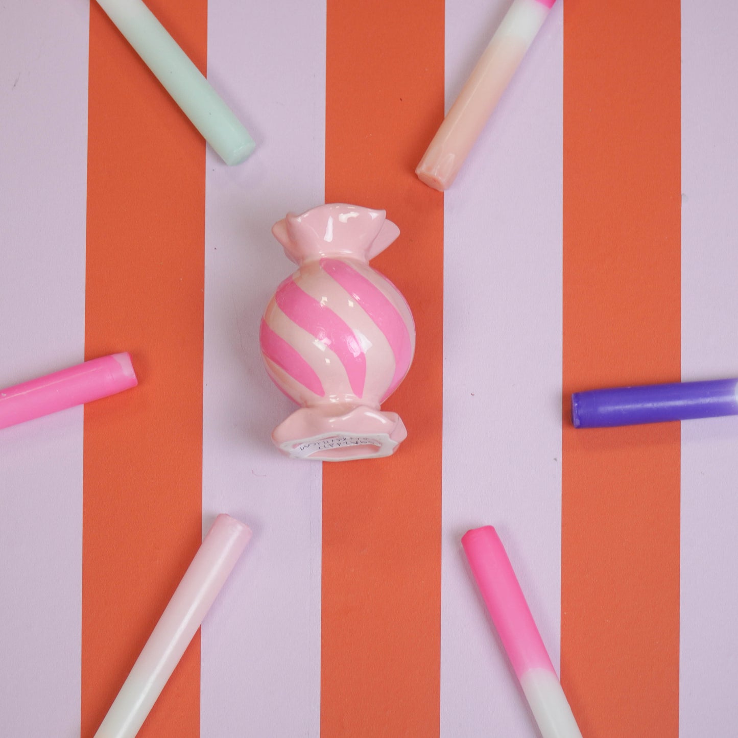 Candle Holder- Round Toffee Candy - Ceramic-Pink/ Neon -8,5x8,5x13 cm