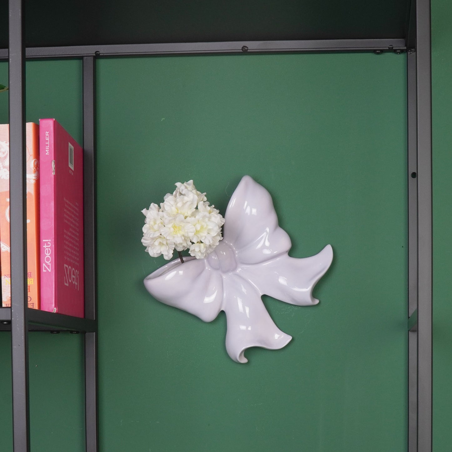 Vase- Wall Vase Bow- Ceramic- Lilac- 19x18,5x5,5 cm
