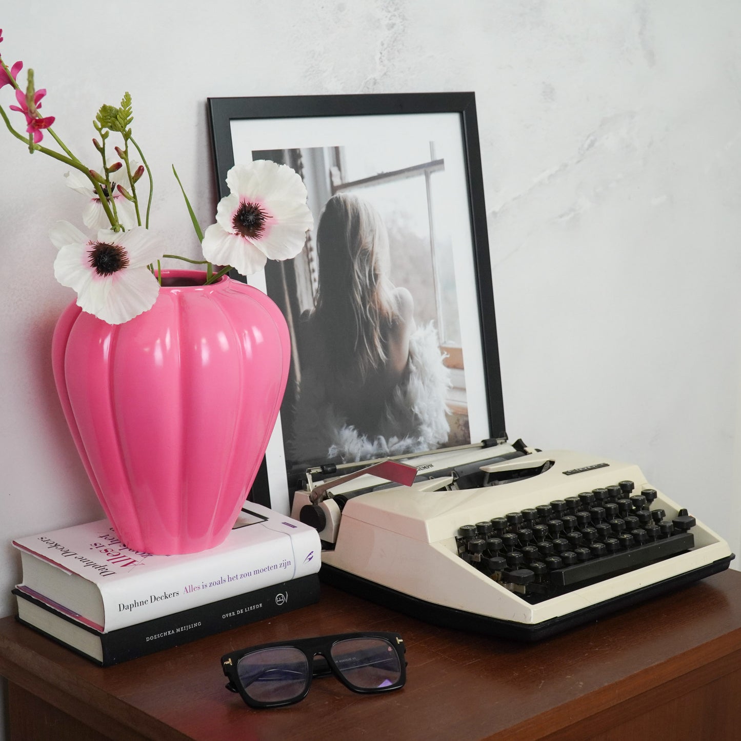 Flower Vase- Swirl Vase-Ceramic- Pink- 20x20x21,5 cm