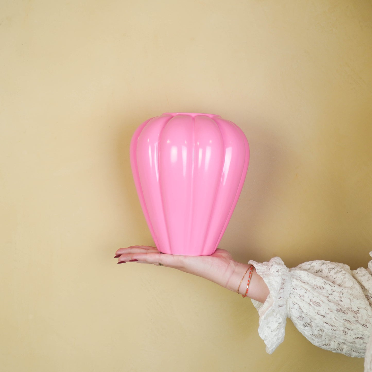 Flower Vase- Swirl Vase-Ceramic- Pink- 20x20x21,5 cm
