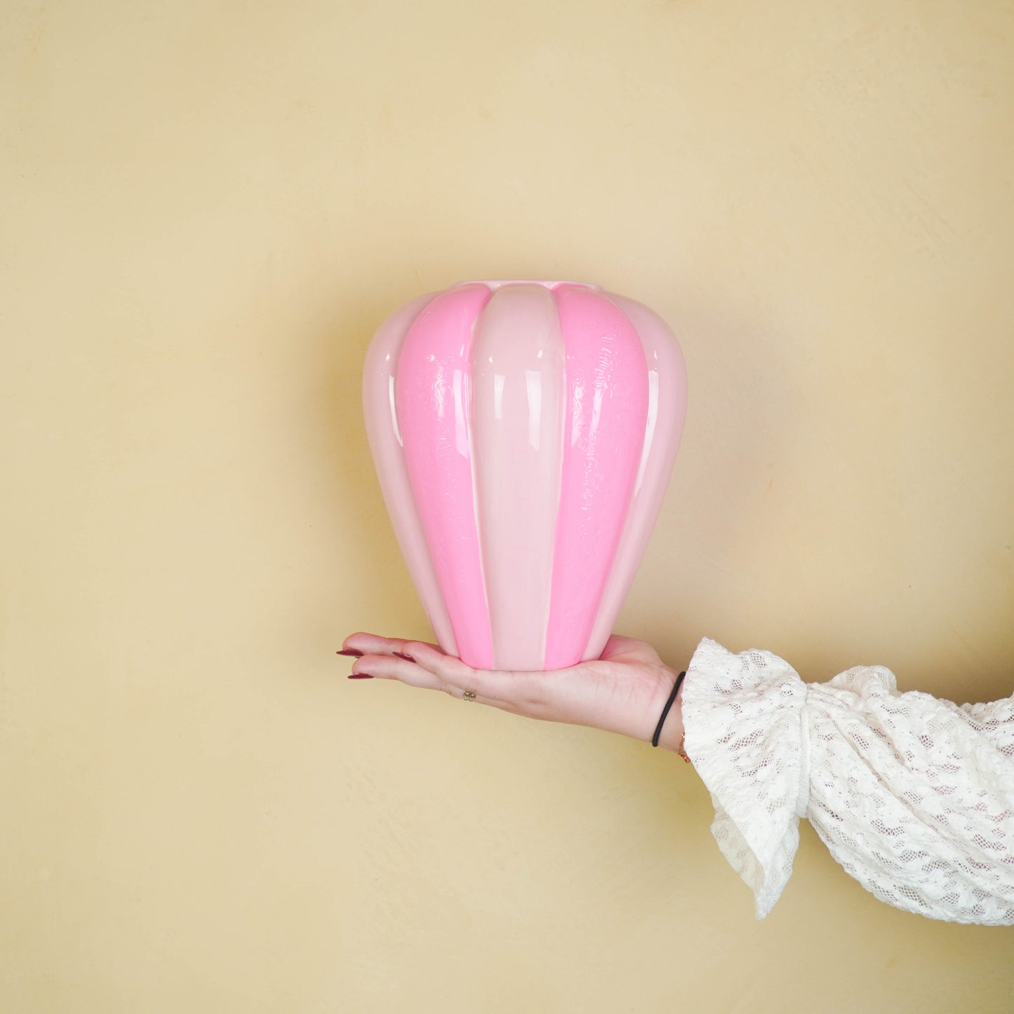 Flower Vase- Swirl Vase-Ceramic- Neon Pink/ Light Pink- 20x20x21,5 cm