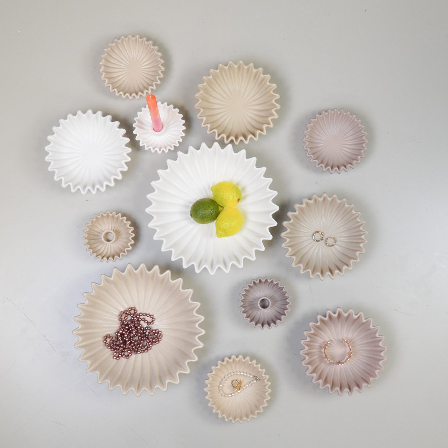 Bowl- Pleated Bowl - Ceramics- White- 15x15x4,5 cm