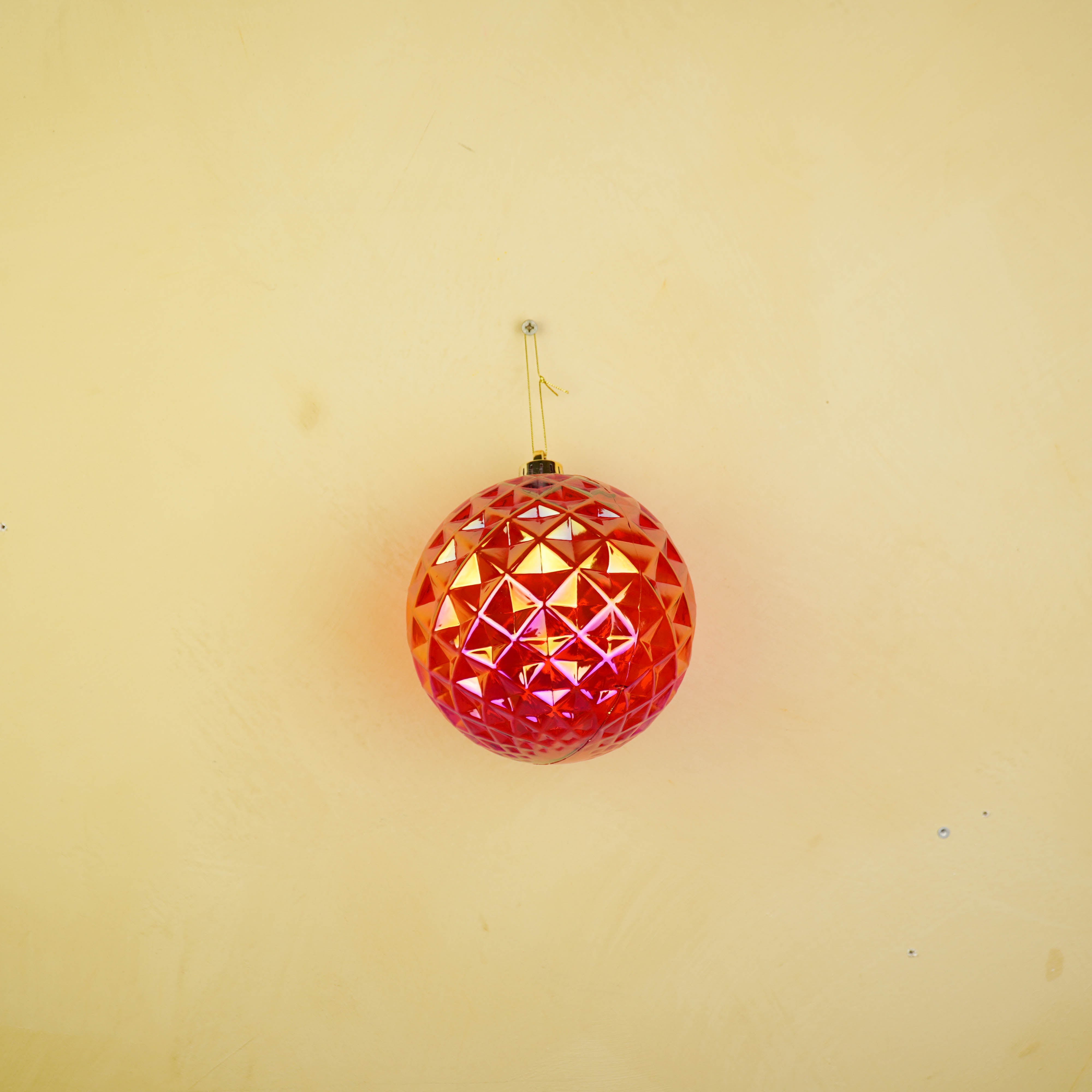 Ornament - Bauble - Plastic - Red - 15x15 cm