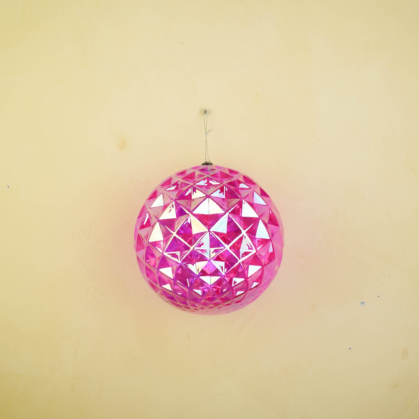 Christmas Hangers - Bauble - Acrylic - Pink Iridescent - 20x20cm