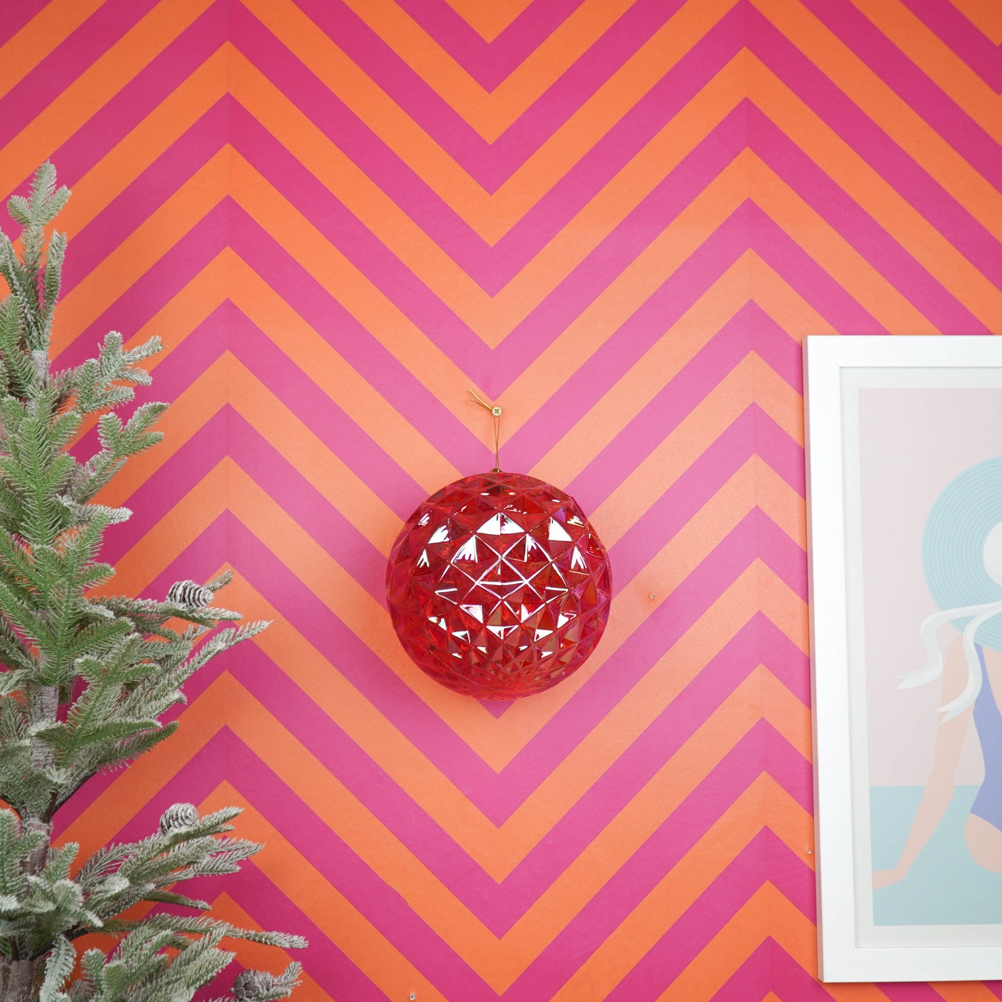 Ornament - Bauble - Plastic - Red - 20x20cm